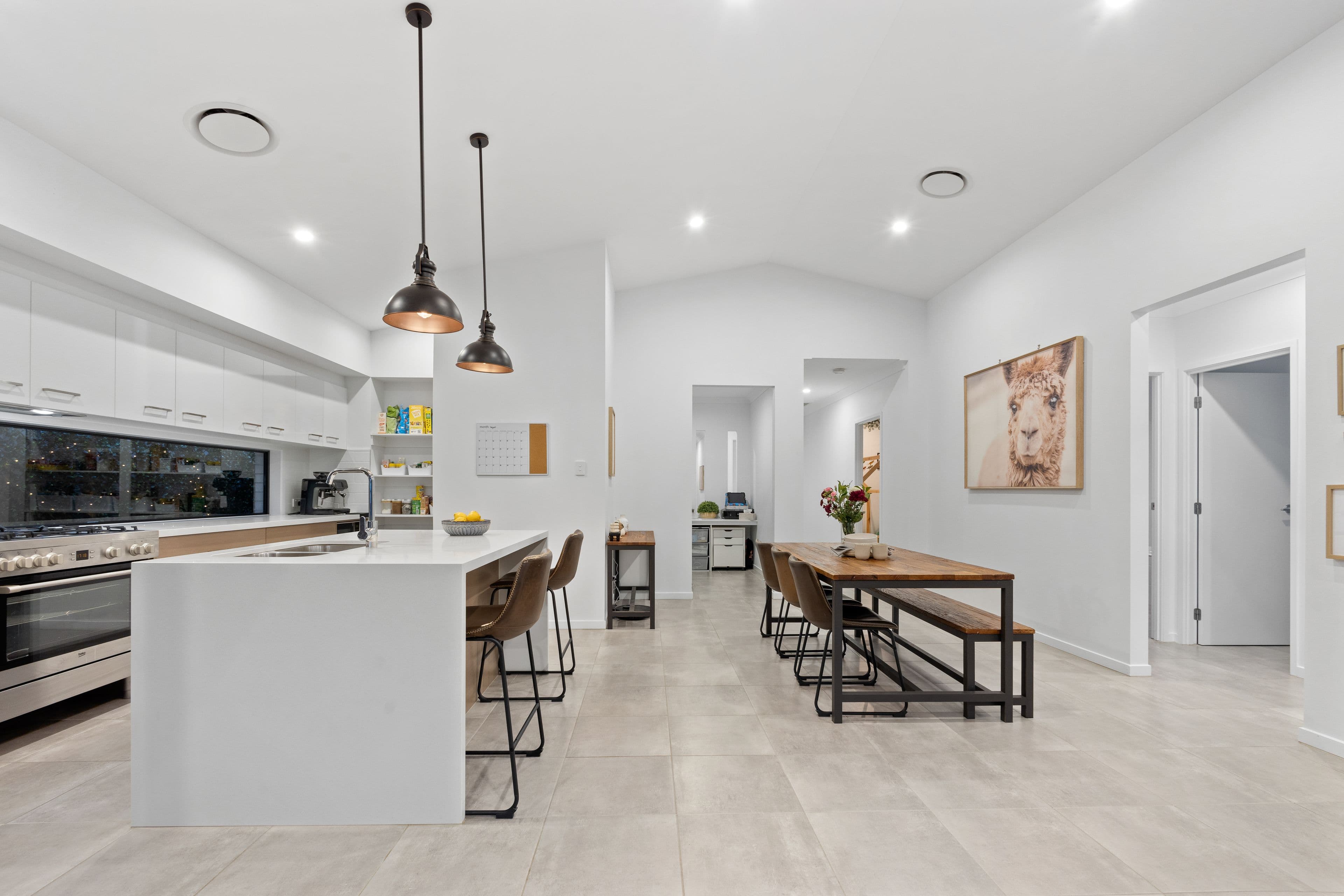 62 Taunton Circuit, Upper Kedron QLD 4055, Upper Kedron - Thumbnail 5