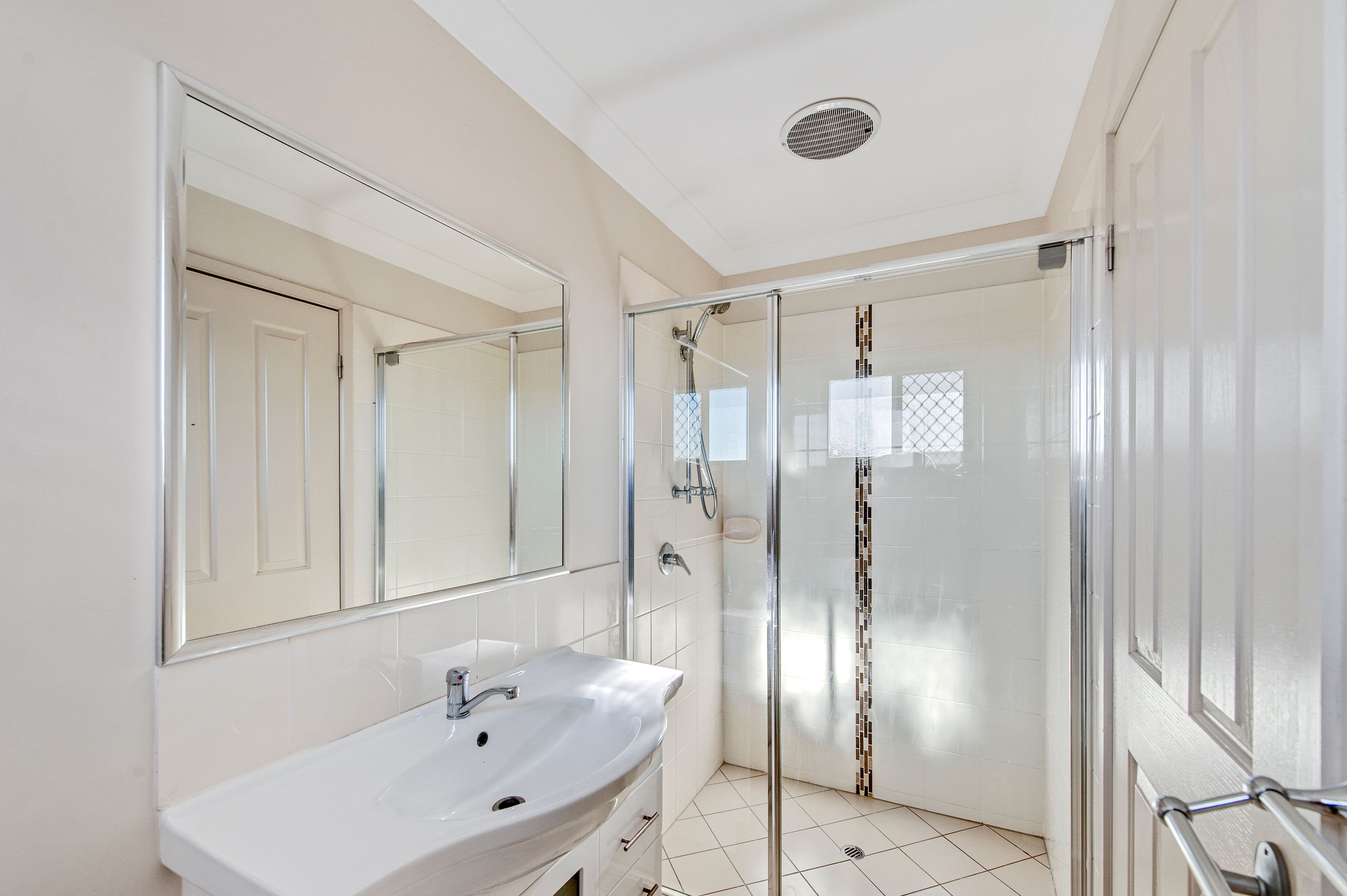 12 Stanbury Drive, Goodna QLD 4300, Goodna - Thumbnail 3