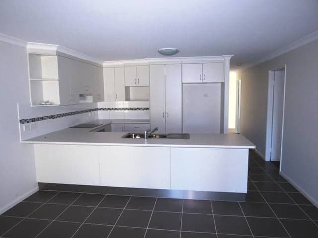 24 Bailey Street, Capella QLD 4723, Capella - Thumbnail 4