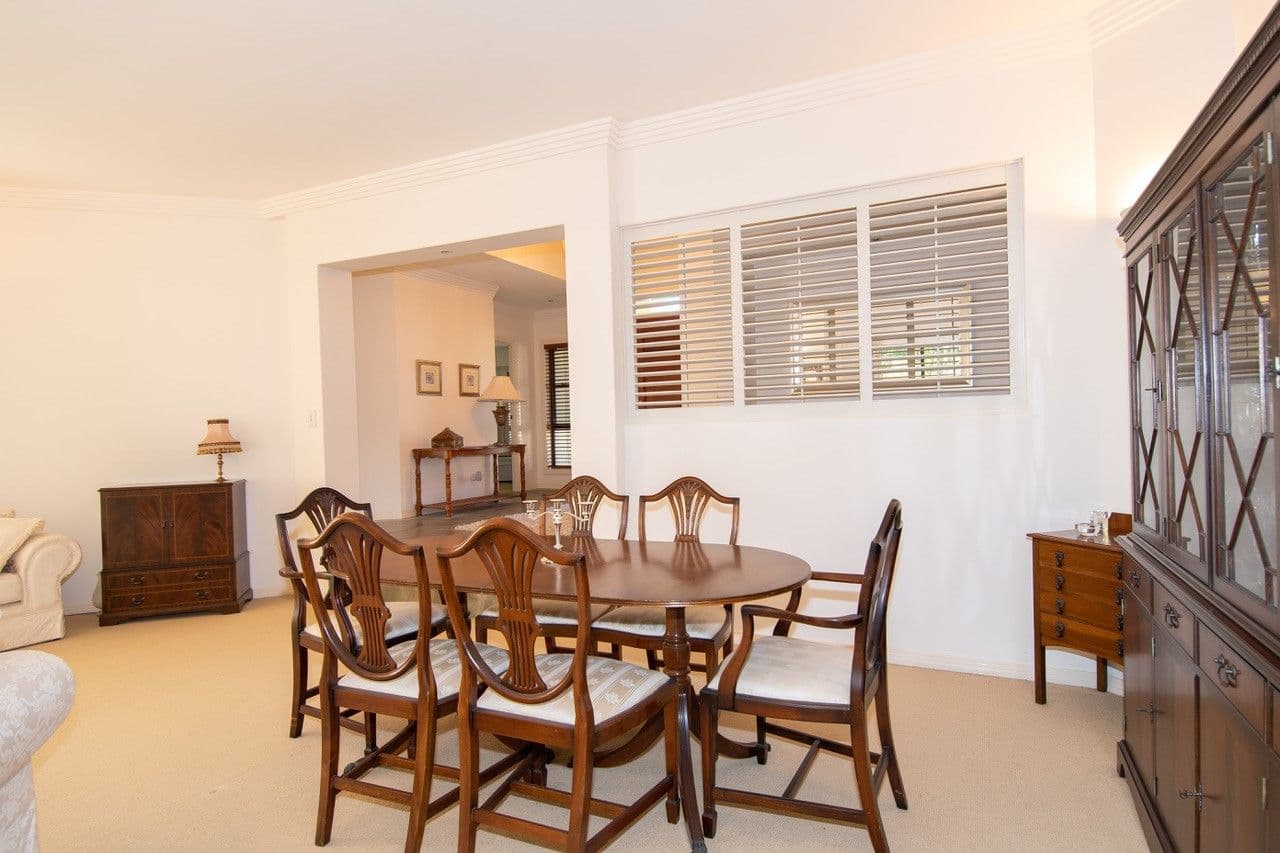 8 Leet Court, Arundel QLD 4214, Arundel - Thumbnail 5