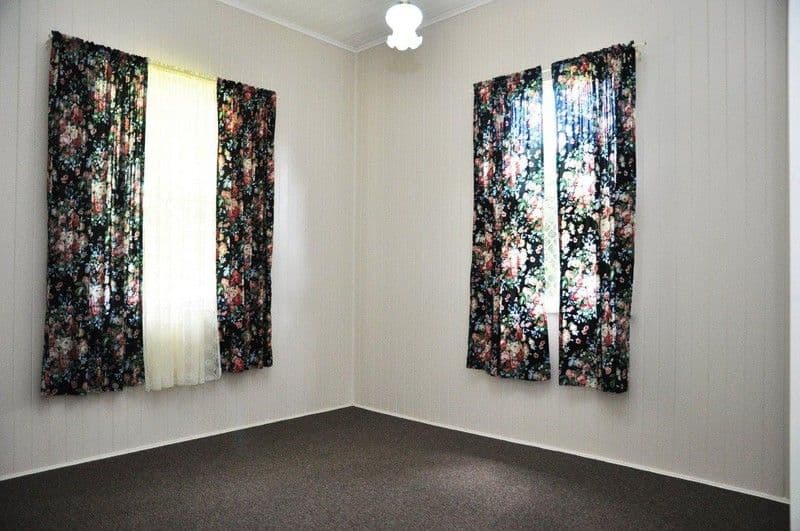 27  Albert Street, NEWTOWN QLD 4350, Newtown - Thumbnail 5