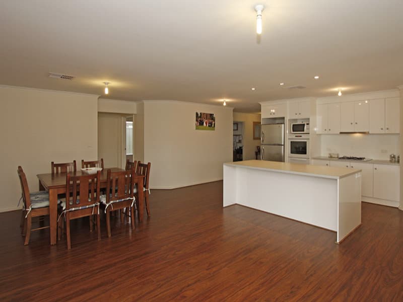 4 Aquamarine Avenue, Aldinga Beach - Thumbnail 6