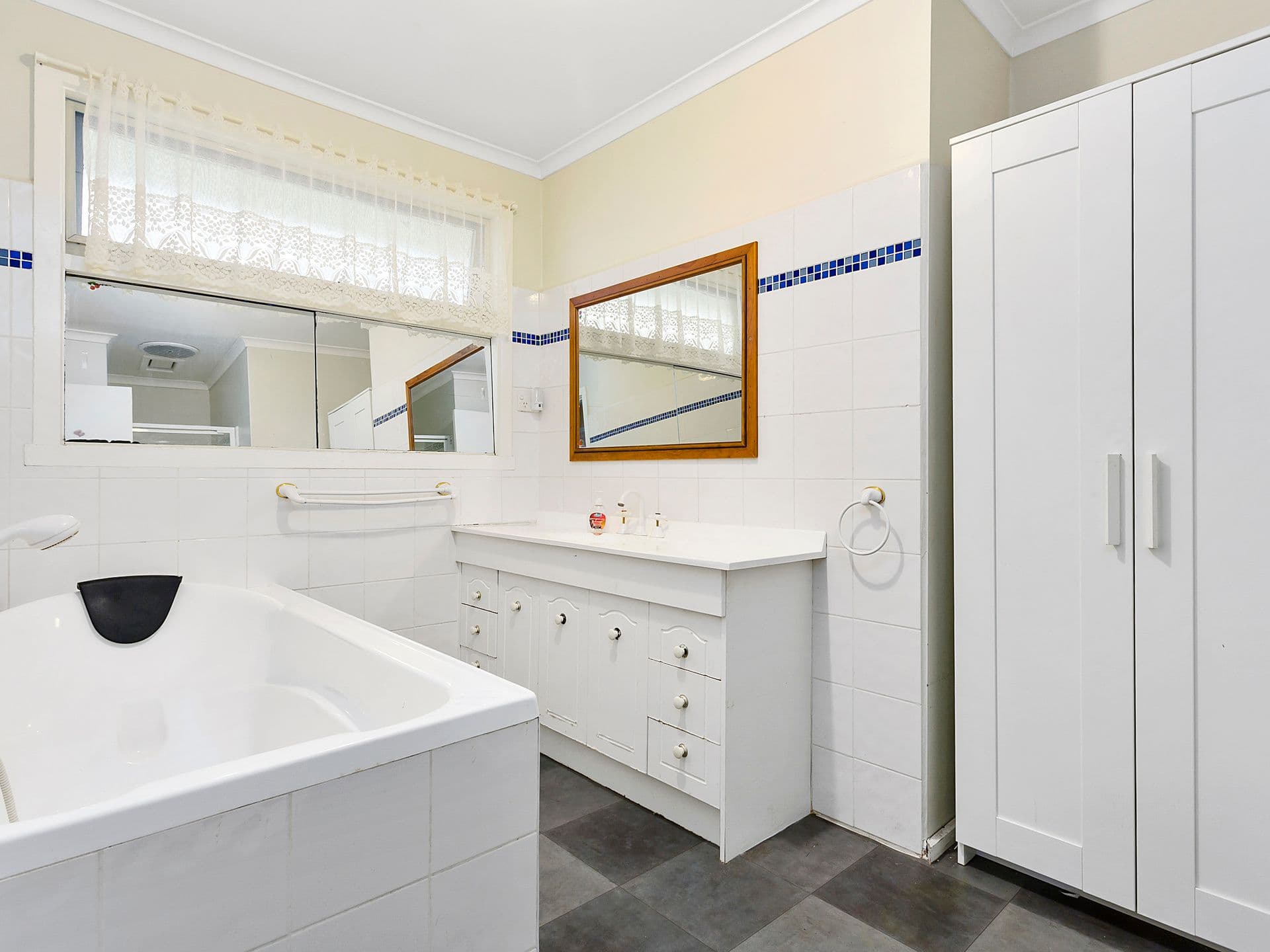 27 Glen Road, Mitcham VIC 3132, Mitcham - Thumbnail 6