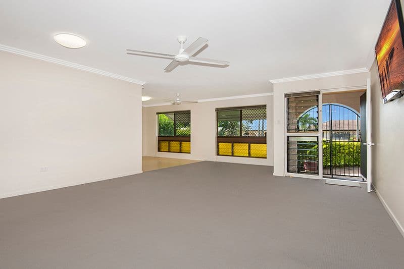 22 Winston Crescent, Kirwan QLD 4817, Kirwan - Thumbnail 2