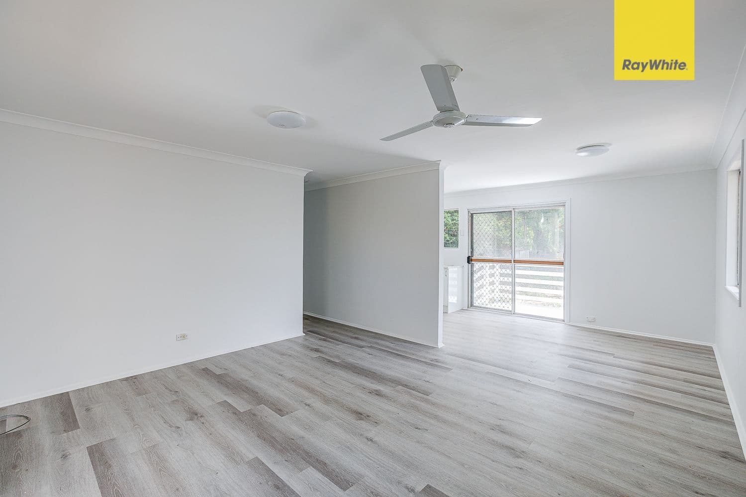 27 Camelia Avenue, Logan Central QLD 4114, Logan Central - Thumbnail 2