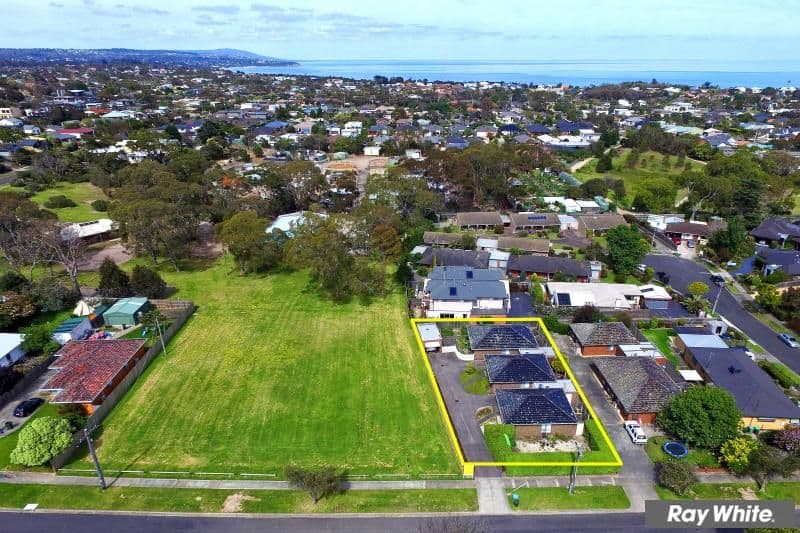 56 Venice Street, Mornington VIC 3931, Mornington - Thumbnail 2