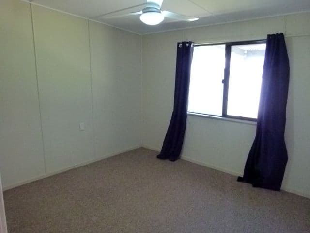 20 Deacon Street, BASIN POCKET QLD 4305, Basin Pocket - Thumbnail 8