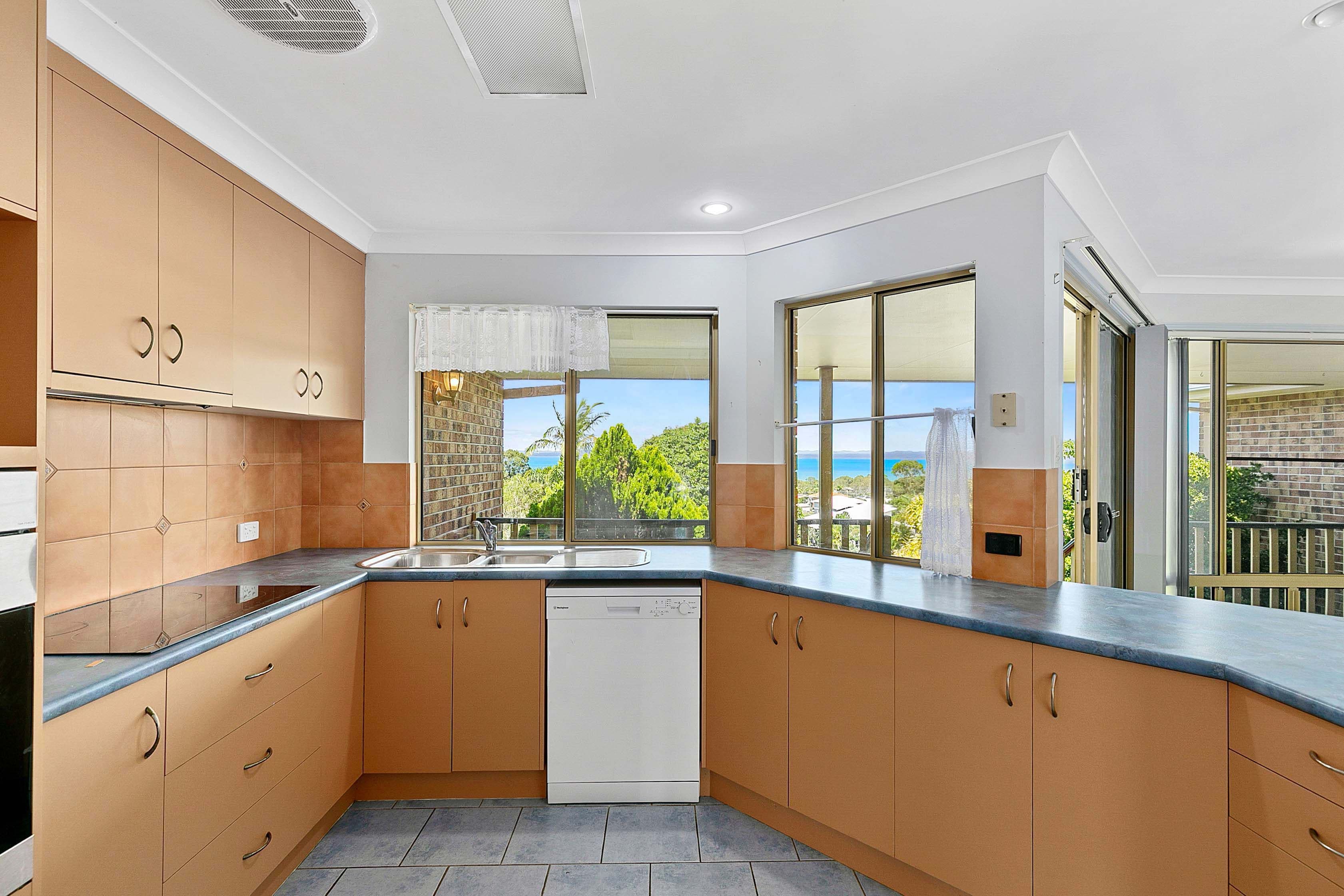 22 Cove Boulevard, River Heads QLD 4655, River Heads - Thumbnail 7