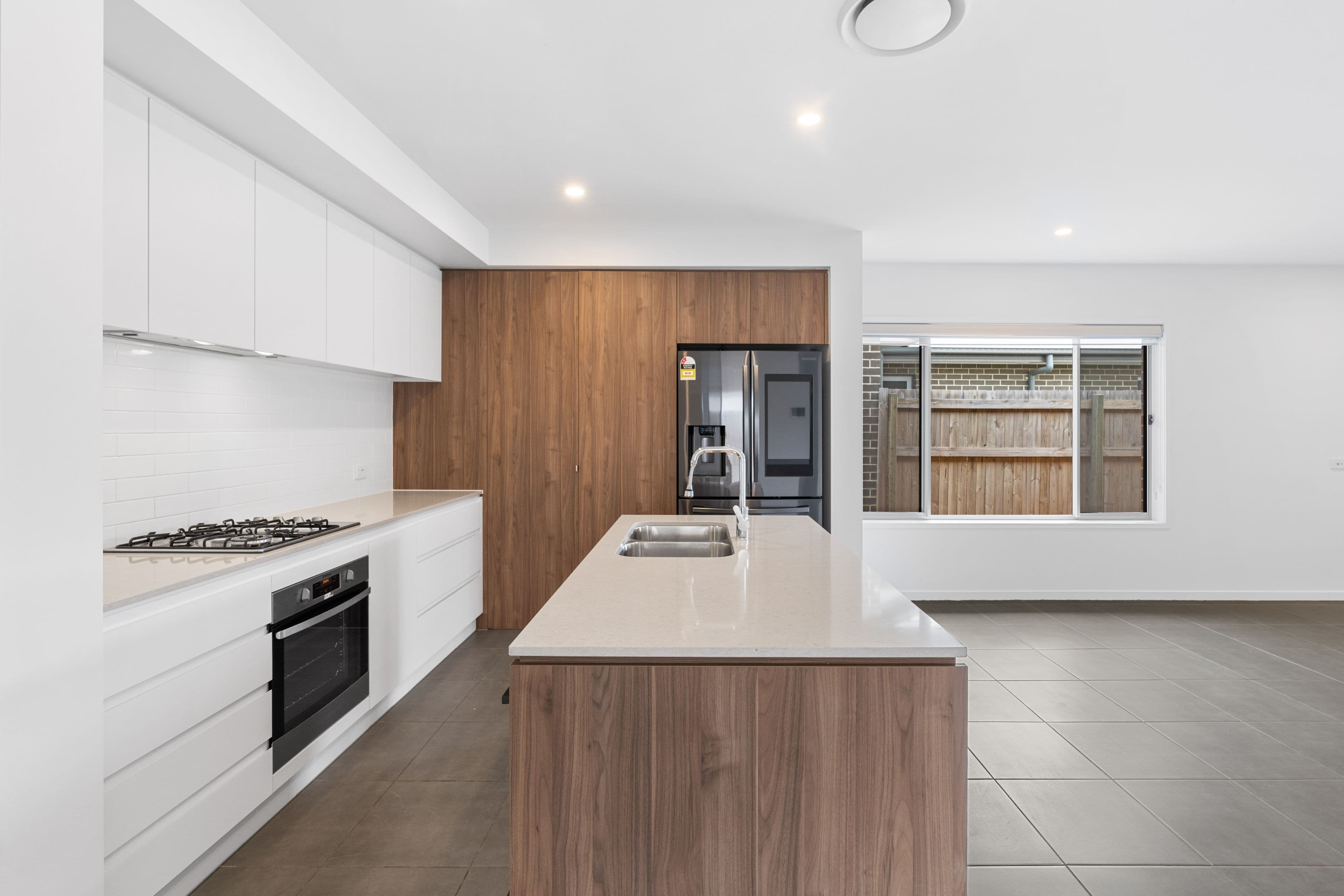 94 McConnell Esplanande, Strathpine QLD 4500, Strathpine - Thumbnail 8
