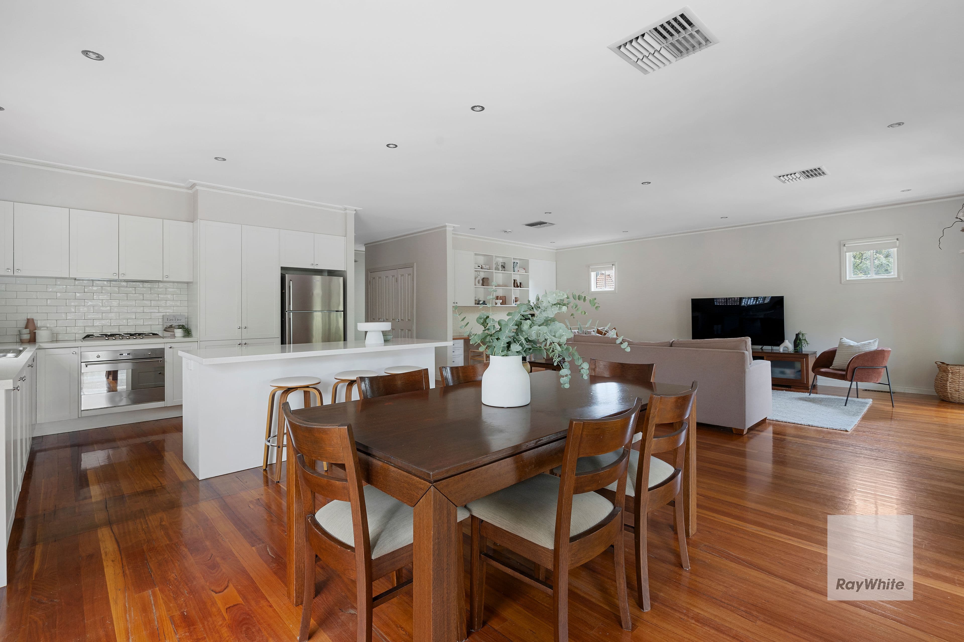 1 Gleditsia Way, Bundoora VIC 3083, Bundoora - Thumbnail 3