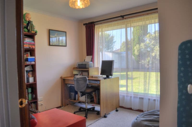 5 Caroville Drive, WARRNAMBOOL VIC 3280, Warrnambool - Thumbnail 6