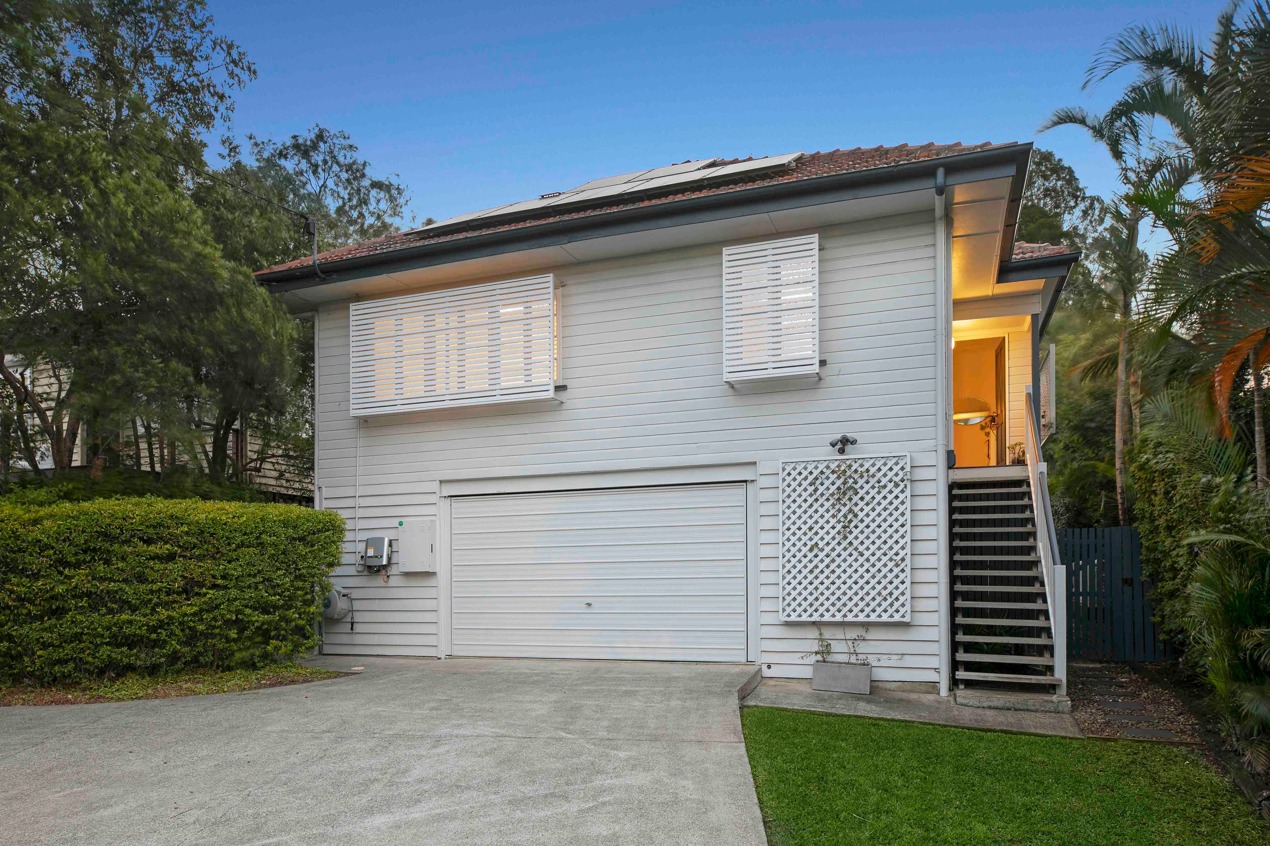 823 Oxley Road, Corinda QLD 4075, Corinda - Thumbnail 2
