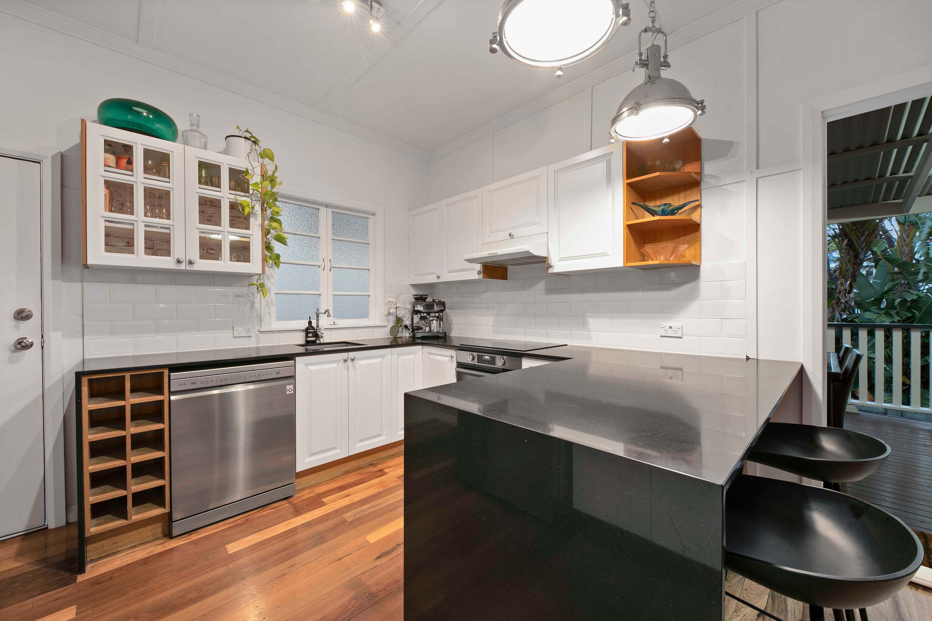 823 Oxley Road, Corinda QLD 4075, Corinda - Thumbnail 3