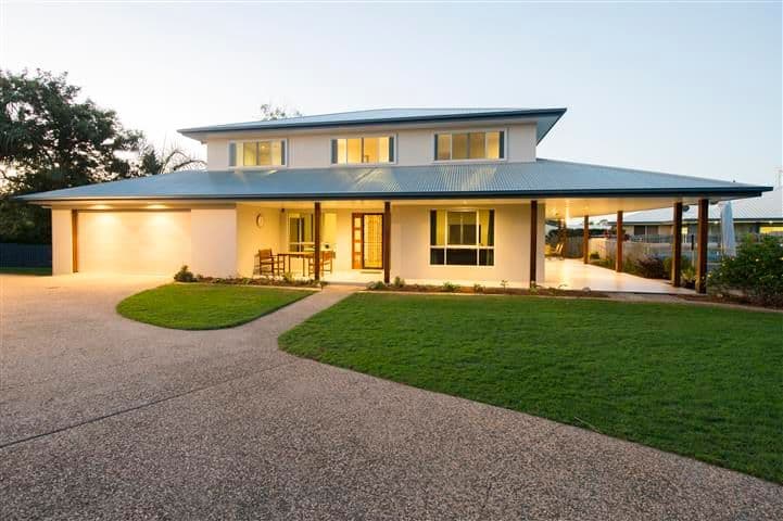 12 Lois Court, NEW AUCKLAND QLD 4680, New Auckland - Thumbnail 2