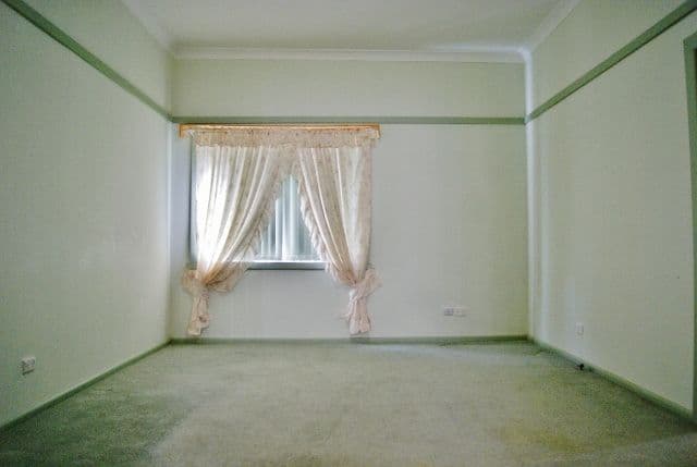 30 Murringo Street, YOUNG NSW 2594, Young - Thumbnail 5