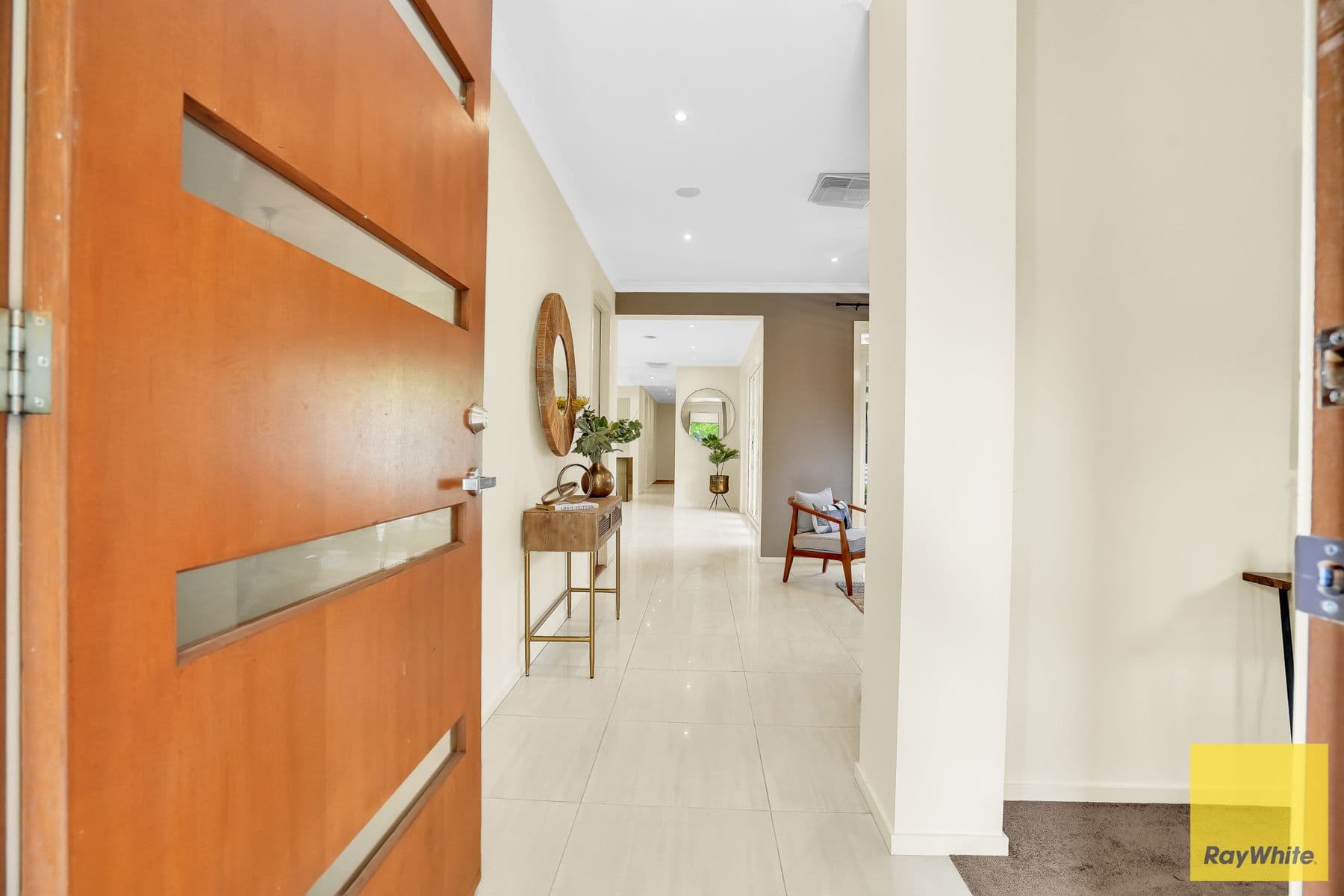 13 Botanical Drive, Caroline Springs VIC 3023, Caroline Springs - Thumbnail 3