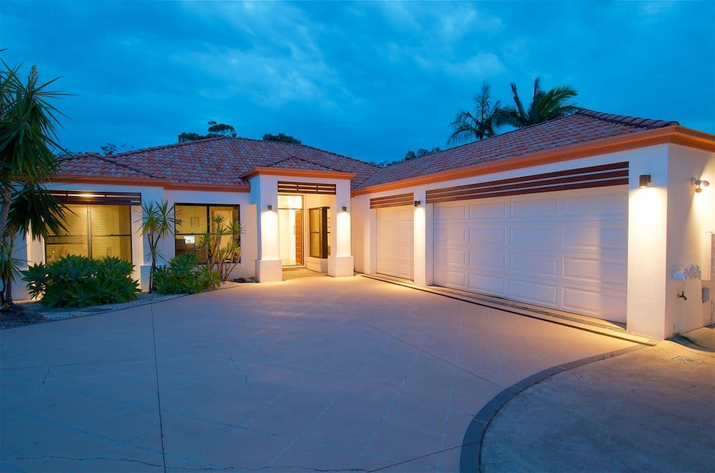15 Torquay Place, Arundel QLD 4214, Arundel - Thumbnail 2