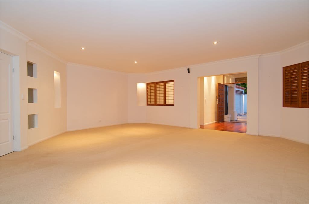 15 Torquay Place, Arundel QLD 4214, Arundel - Thumbnail 5