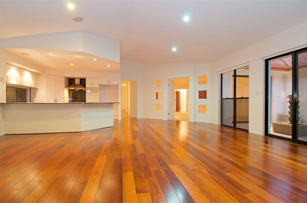 15 Torquay Place, Arundel QLD 4214, Arundel - Thumbnail 8