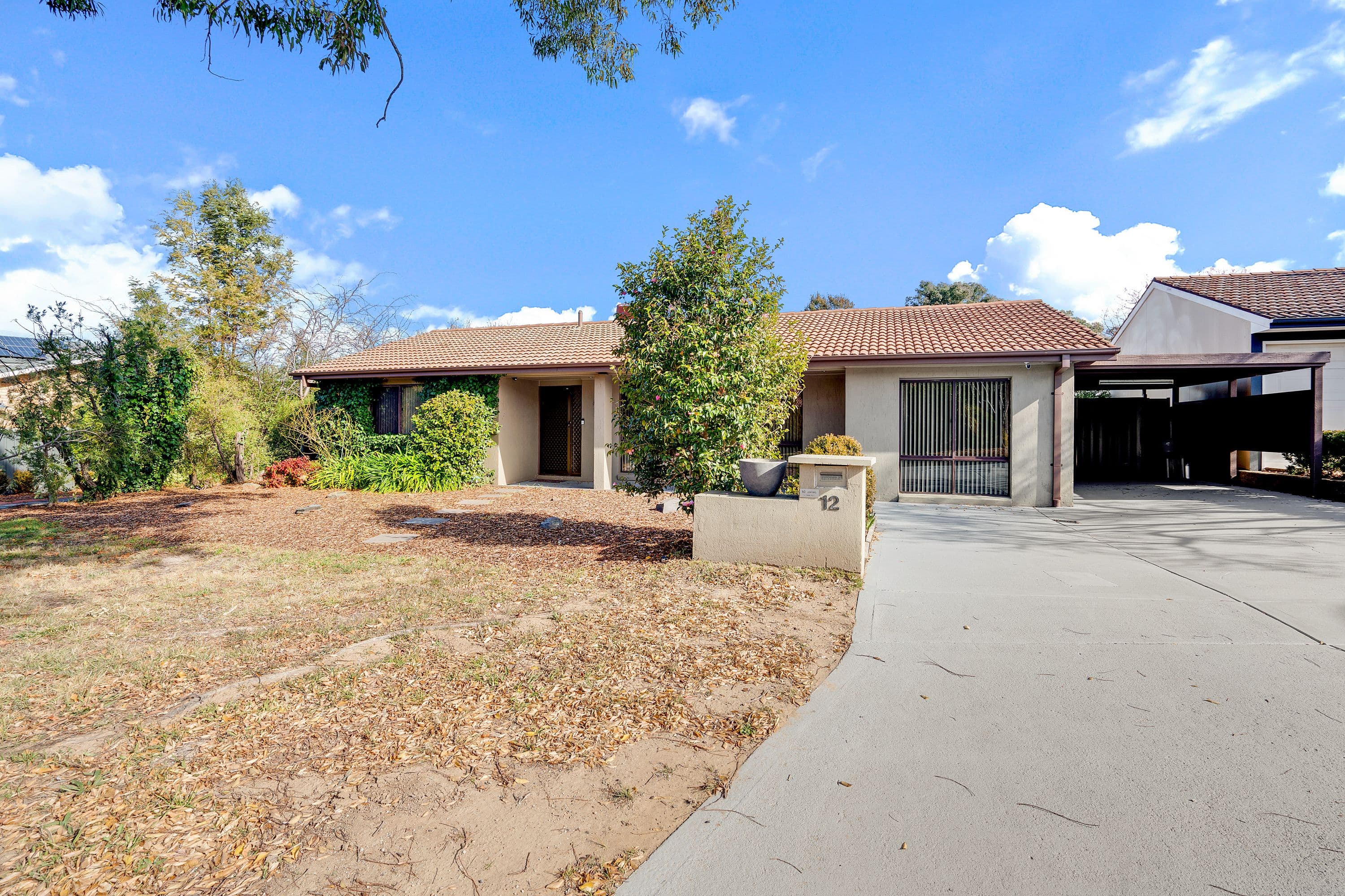 12 Ogden Close, Fadden ACT 2904, Fadden - Thumbnail 2