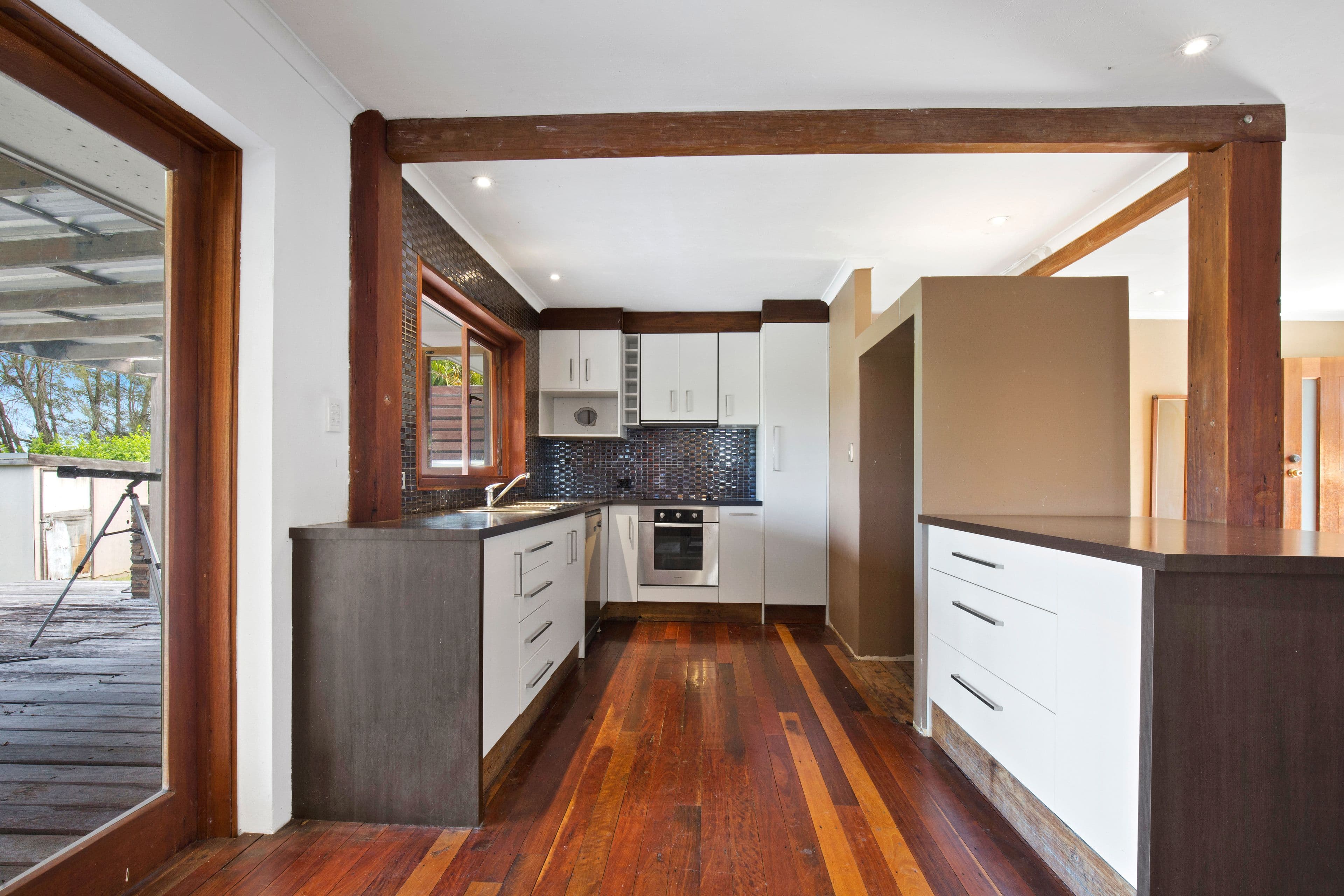 142 Benowa Road, Southport QLD 4215, Southport - Thumbnail 2