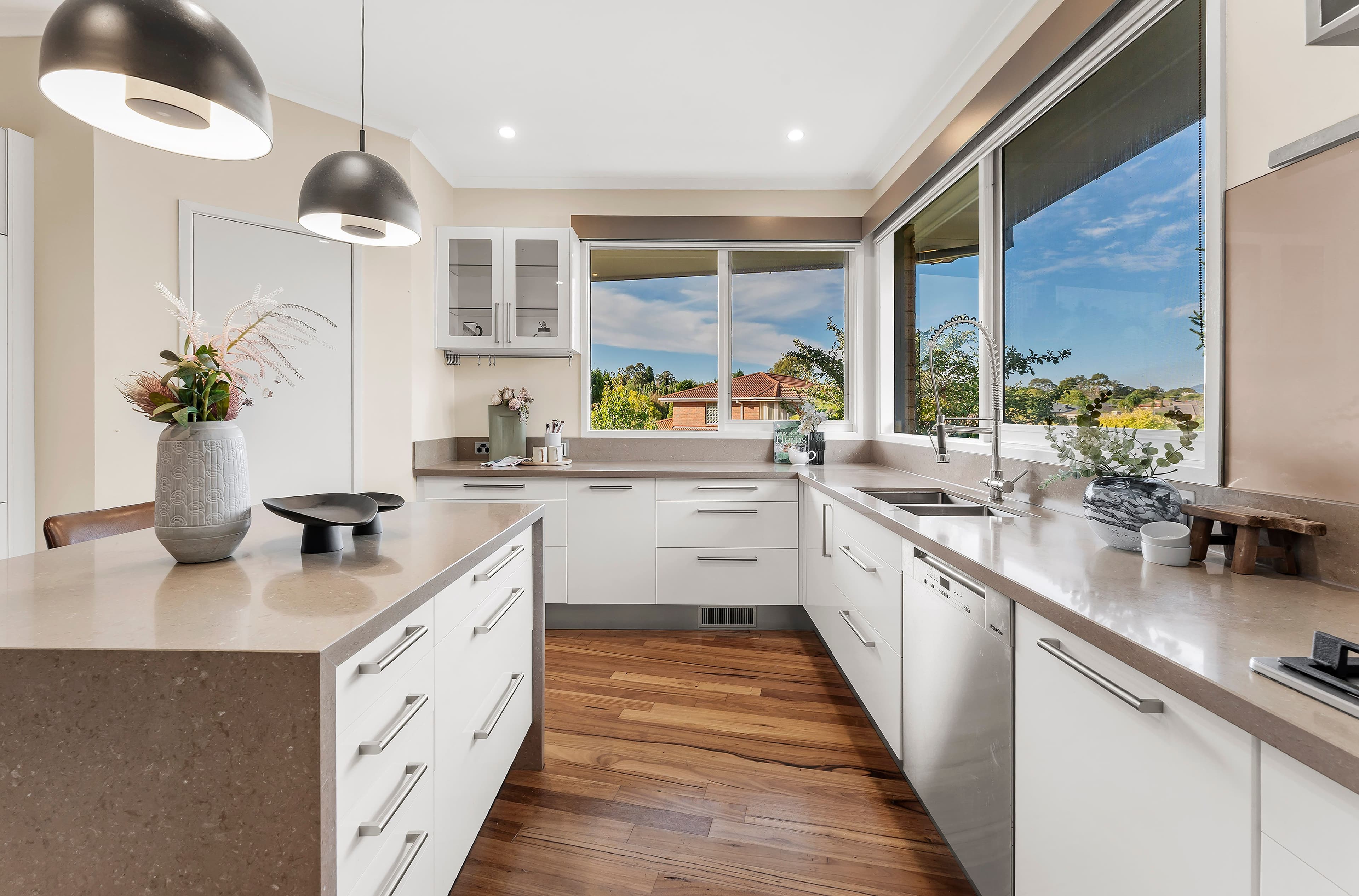 1 Davies Close, Wantirna VIC 3152, Wantirna - Thumbnail 5