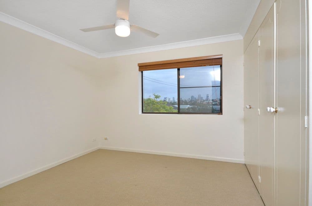 39 Ninth Avenue, COORPAROO QLD 4151, Coorparoo - Thumbnail 4