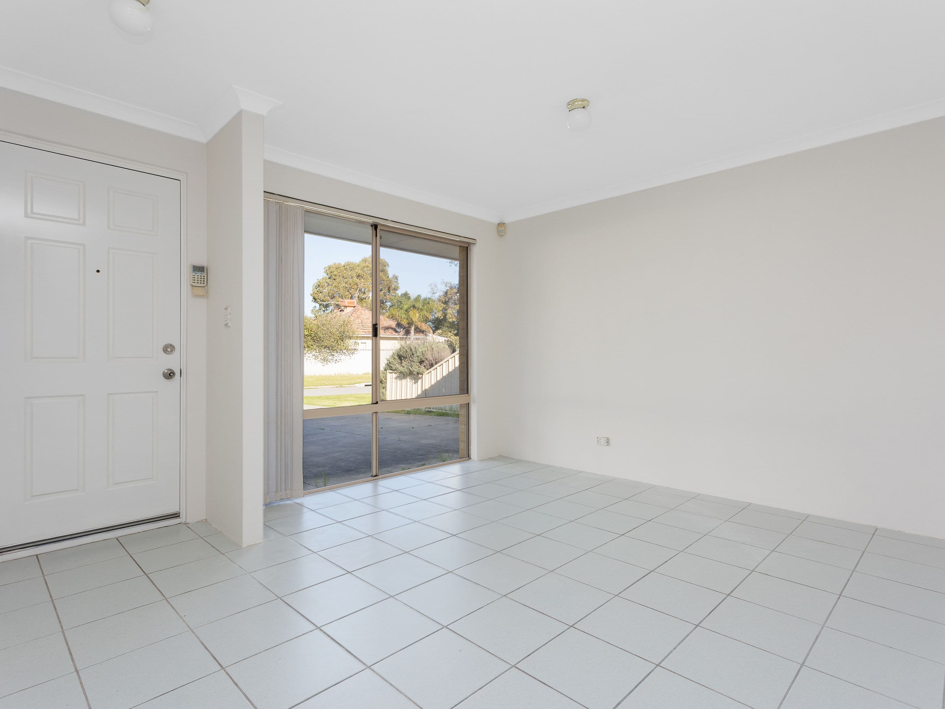 16 Hogarth Street, Cannington WA 6107, Cannington - Thumbnail 5