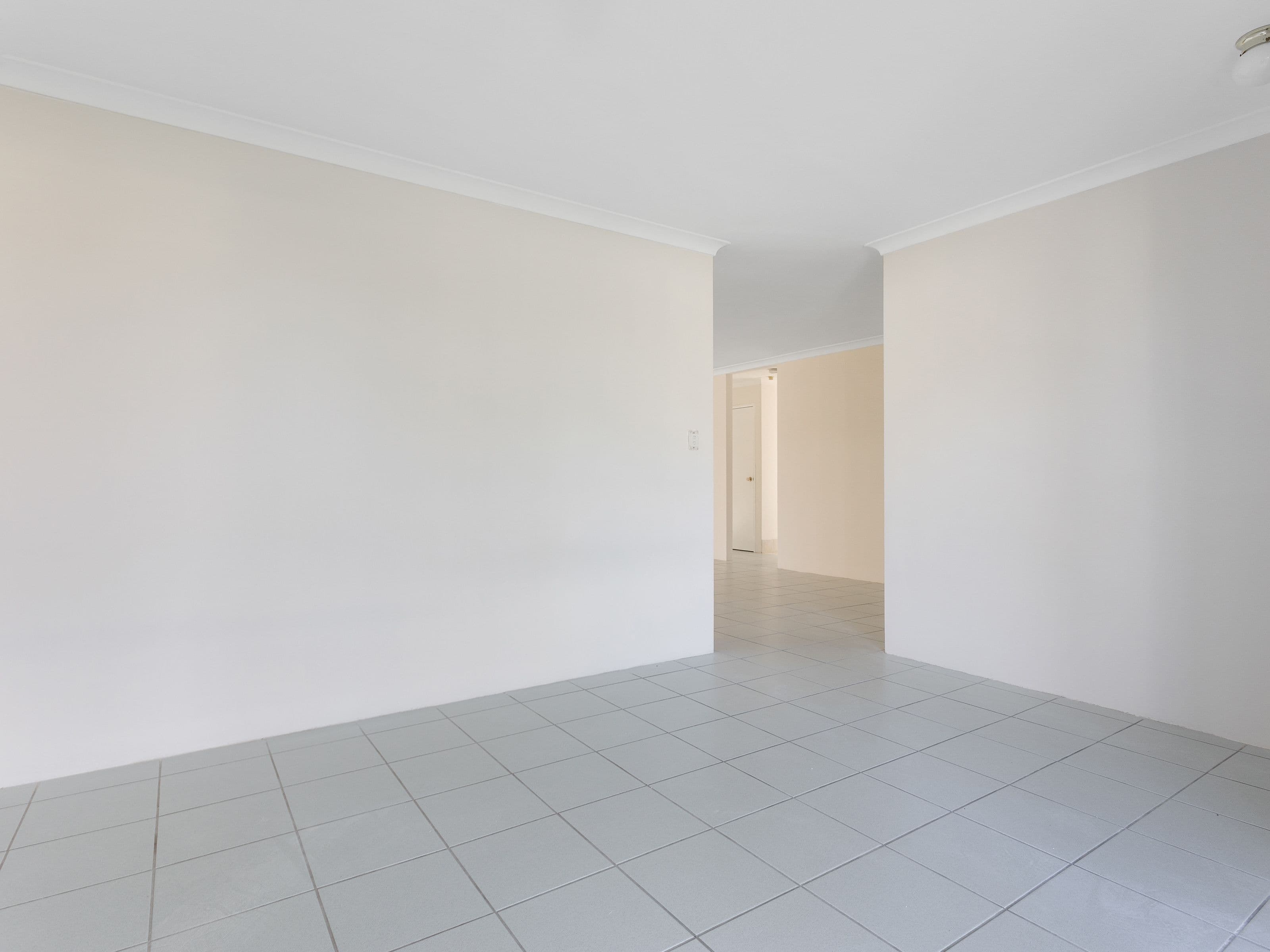 16 Hogarth Street, Cannington WA 6107, Cannington - Thumbnail 6