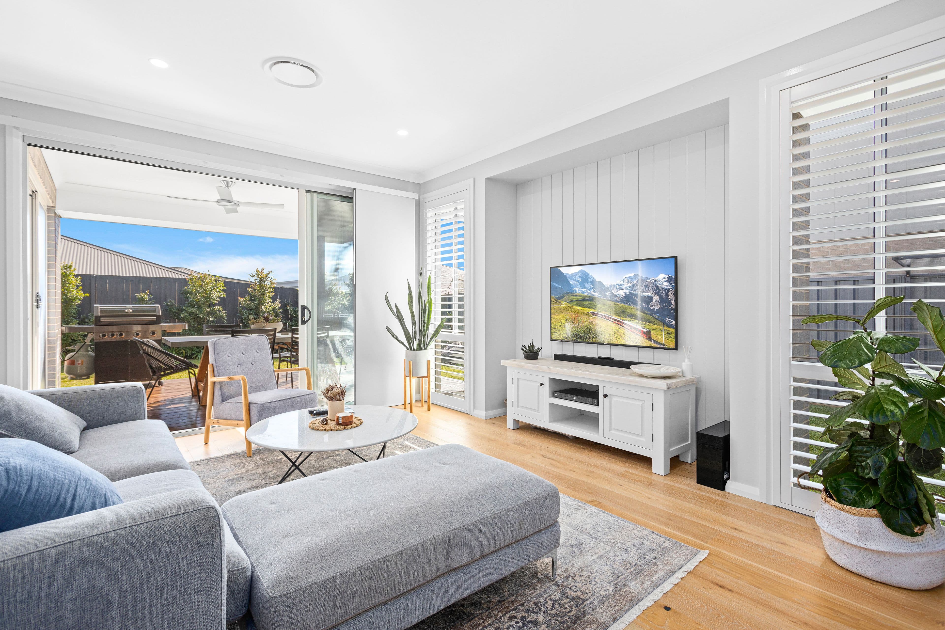 18 Nattai Crescent, Albion Park NSW 2527, Albion Park - Thumbnail 2
