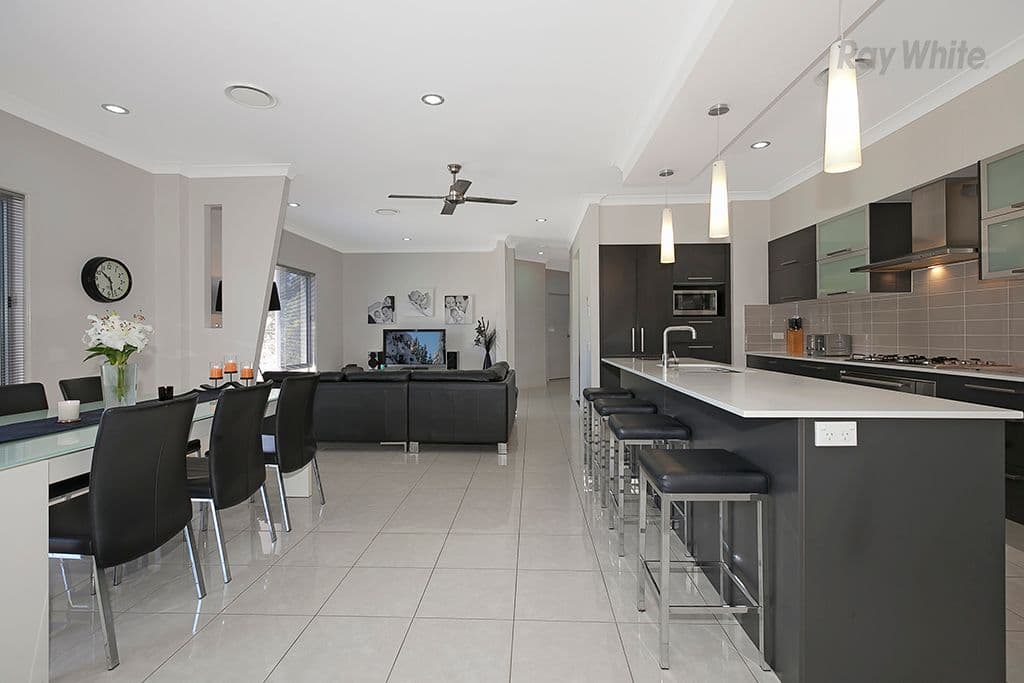 12 Langham Crescent, North Lakes QLD 4509, North Lakes - Thumbnail 7