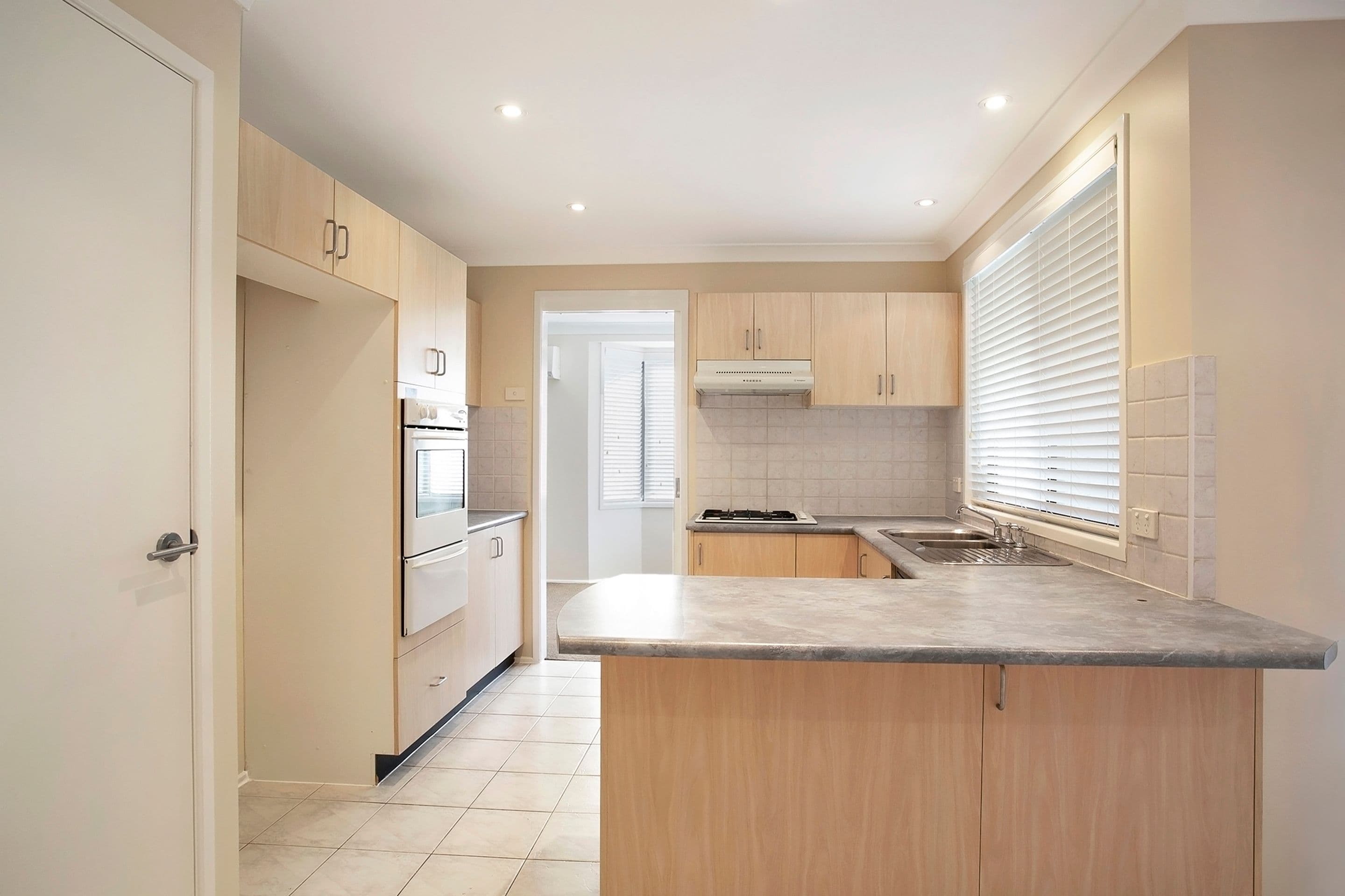 4 Yuroka Street, Glenmore Park NSW 2745, Glenmore Park - Thumbnail 4