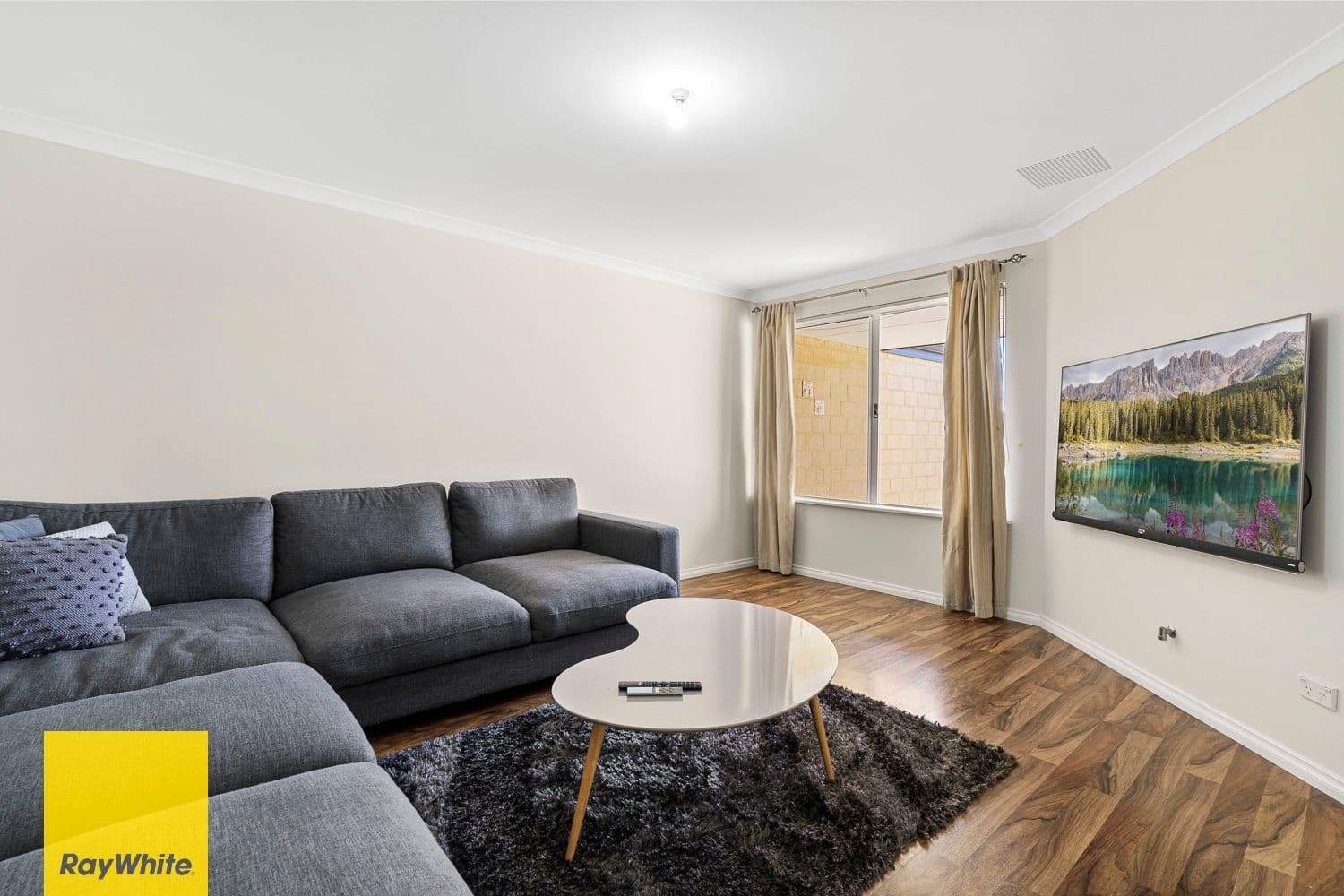 33 Rosewood Heights, Ellenbrook WA 6069, Ellenbrook - Thumbnail 3