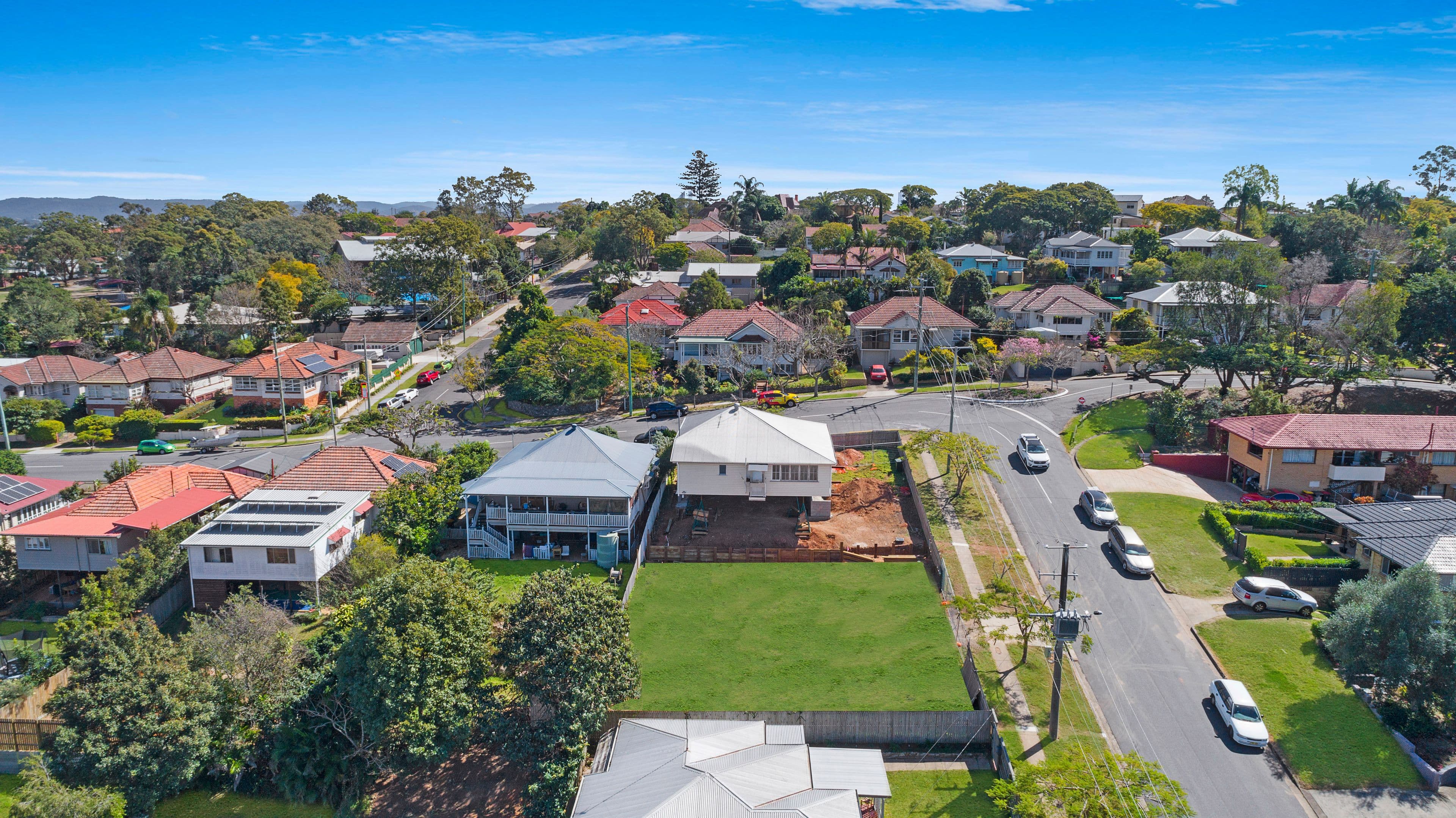 1 Rita Street, Holland Park QLD 4121, Holland Park - Thumbnail 2