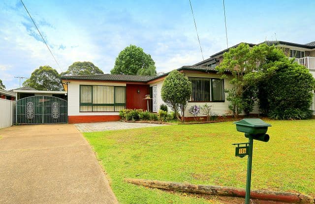 106 Rex Road, GEORGES HALL NSW 2198, Georges Hall - Thumbnail 2