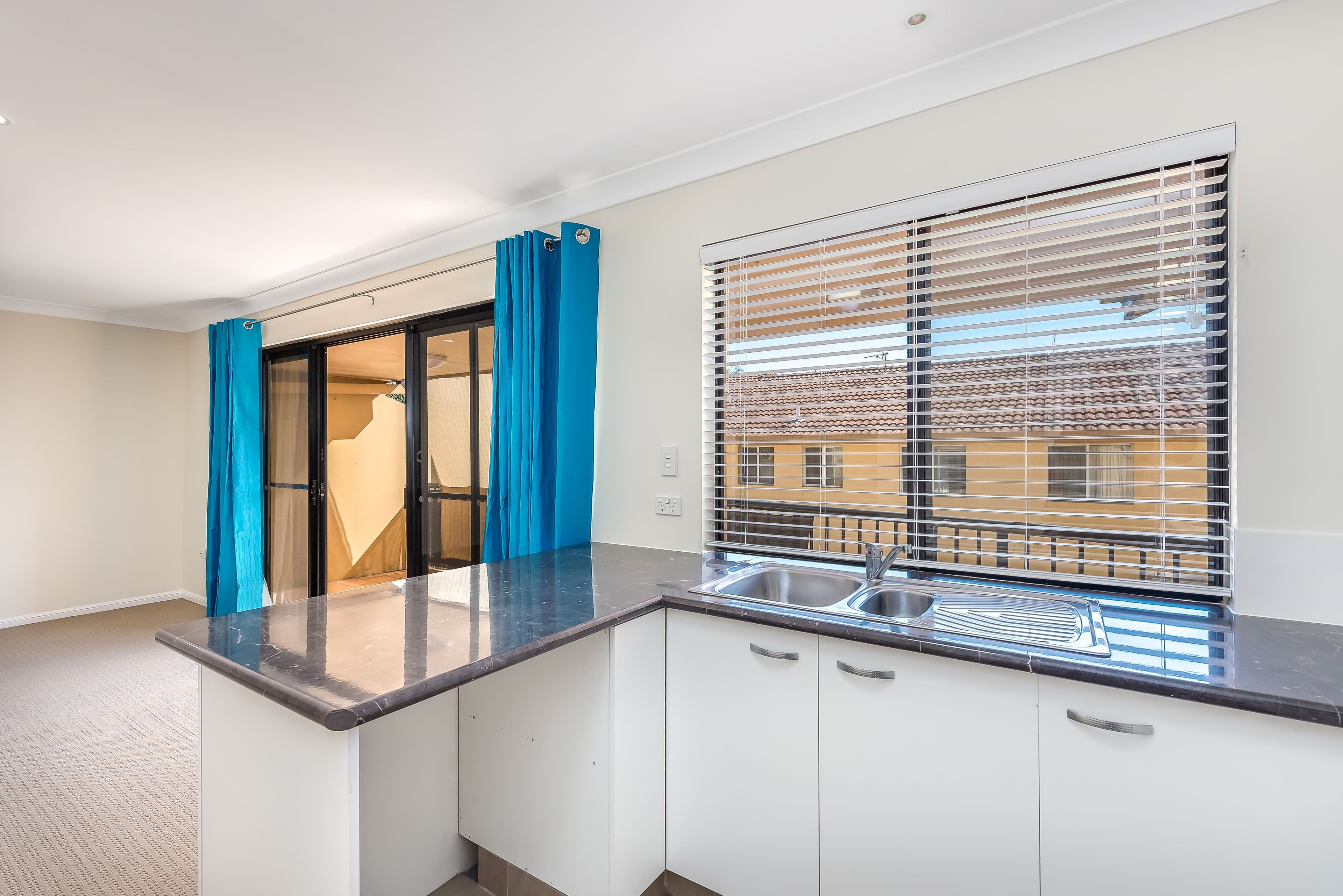 44 Brighton Street, Biggera Waters QLD 4216, Biggera Waters - Thumbnail 3