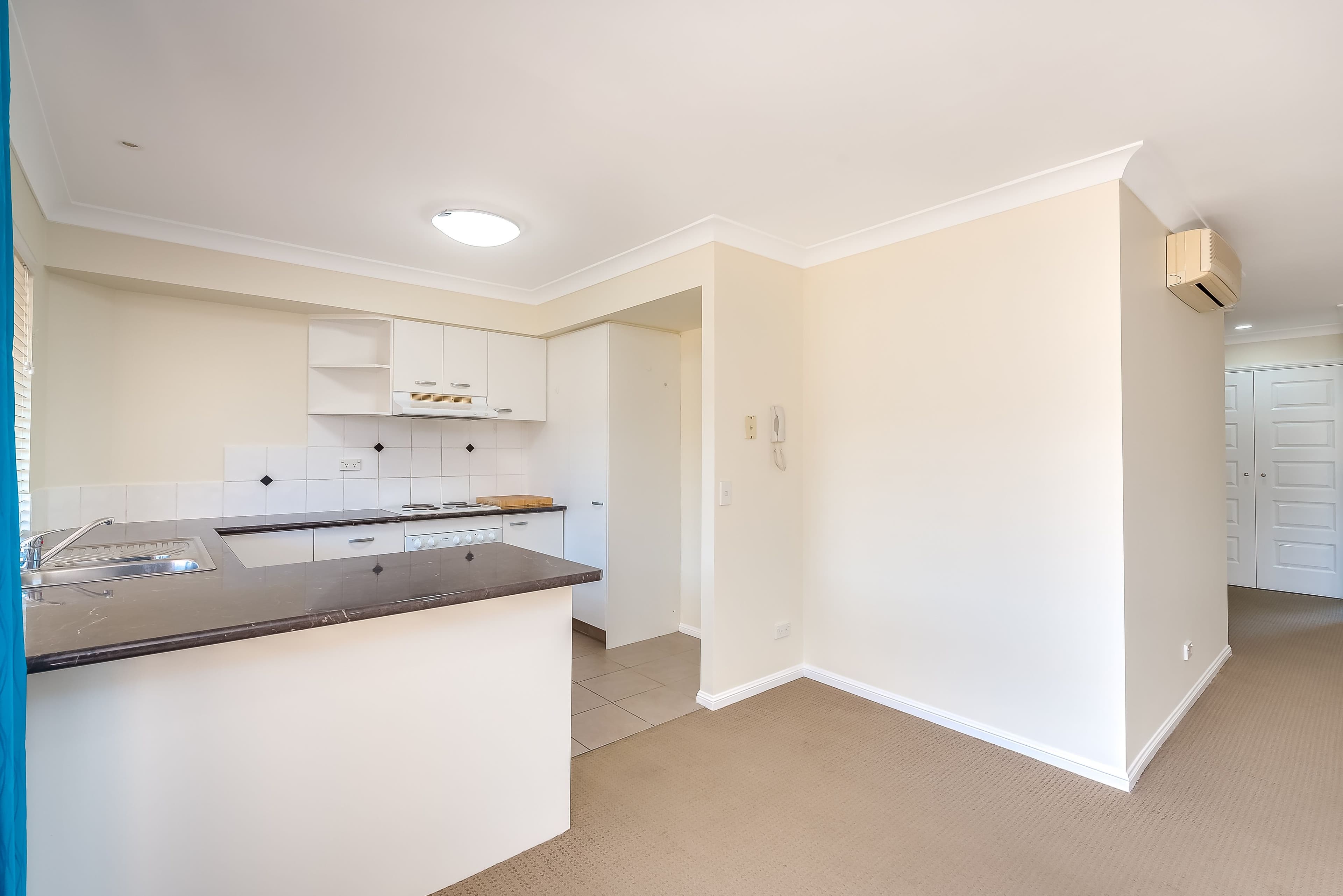 44 Brighton Street, Biggera Waters QLD 4216, Biggera Waters - Thumbnail 4