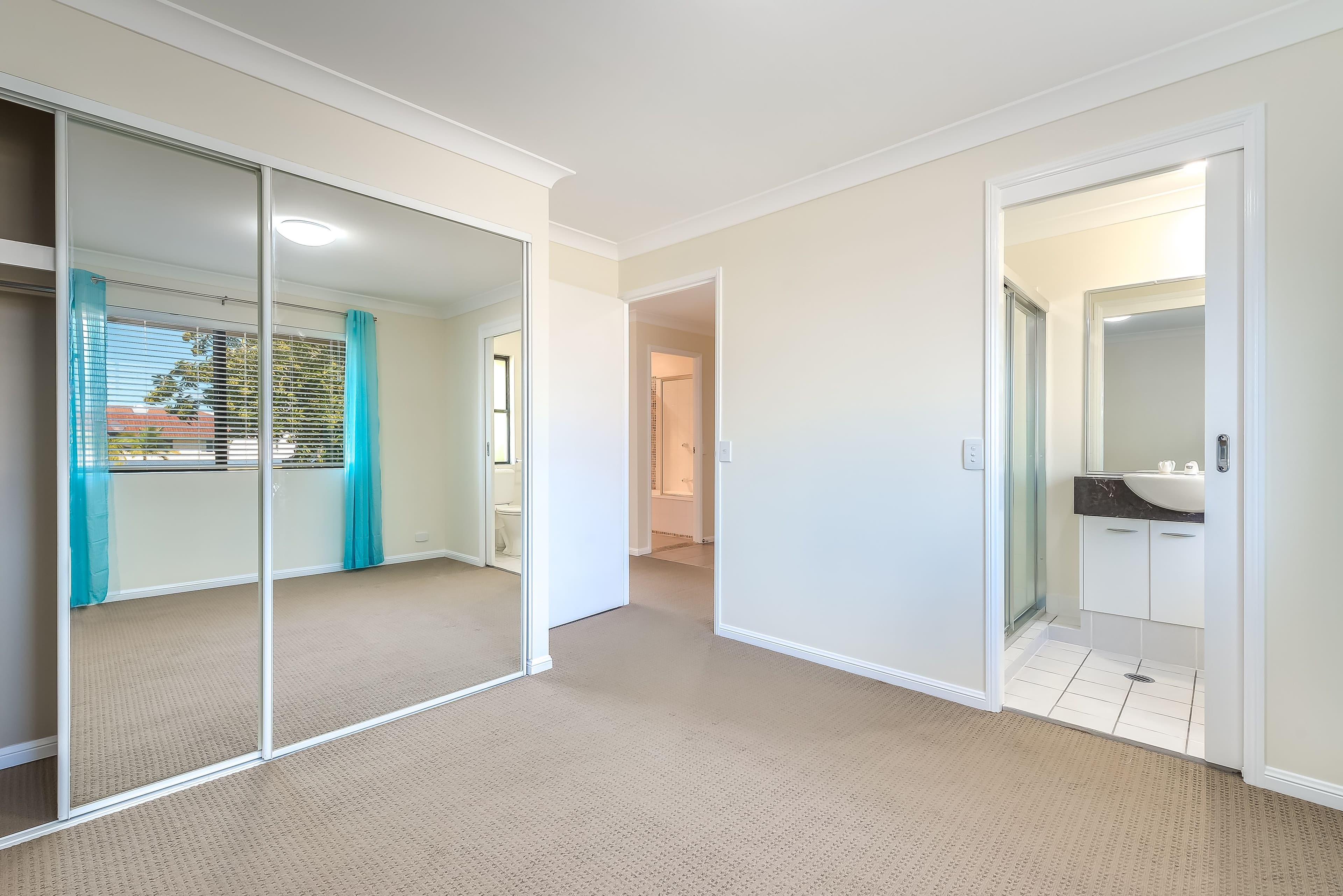 44 Brighton Street, Biggera Waters QLD 4216, Biggera Waters - Thumbnail 8