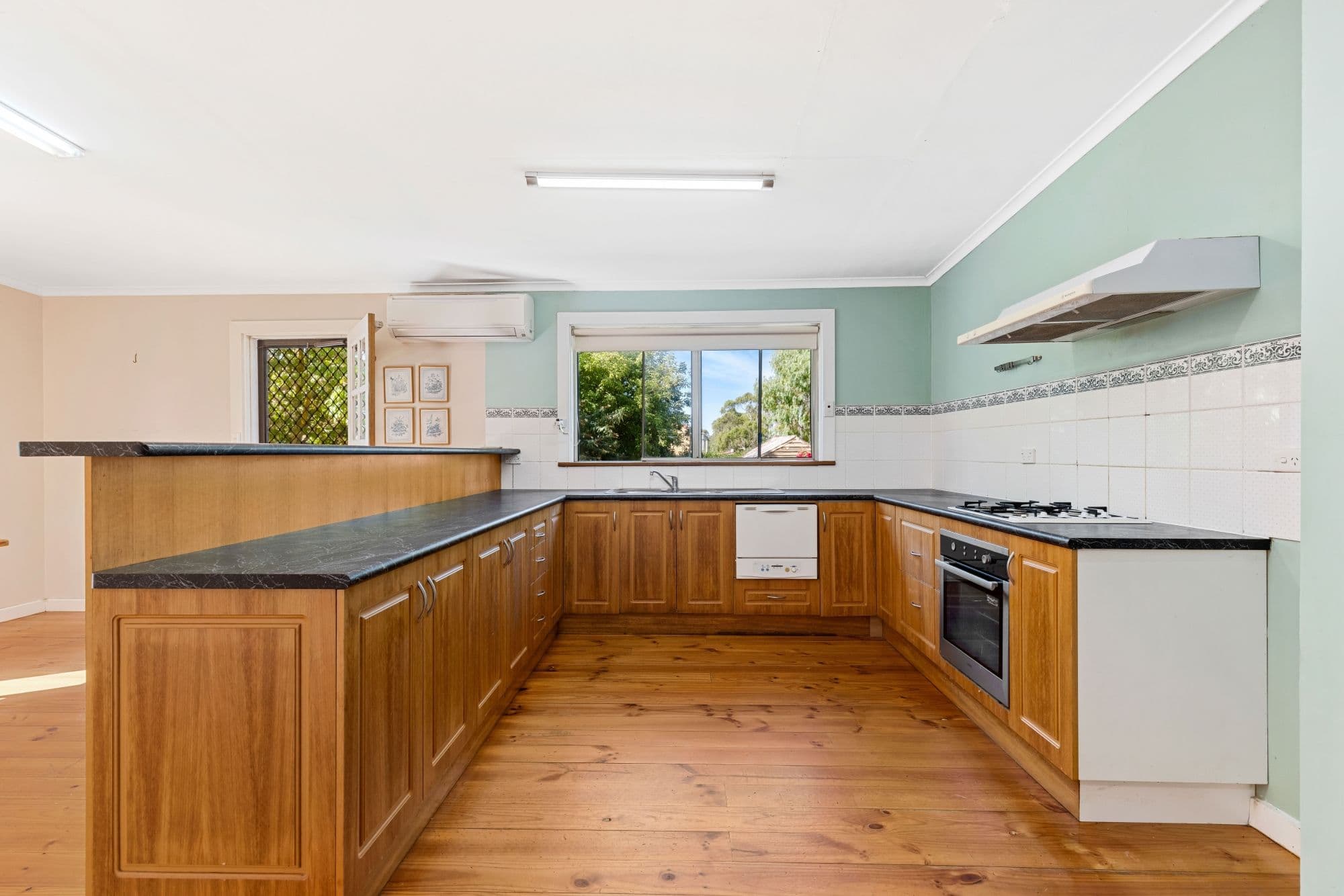 32 East Terrace, Strathalbyn SA 5255, Strathalbyn - Thumbnail 6