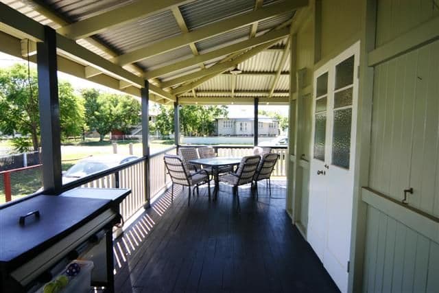 10 Carlow Drive, DALBY QLD 4405, Dalby - Thumbnail 2