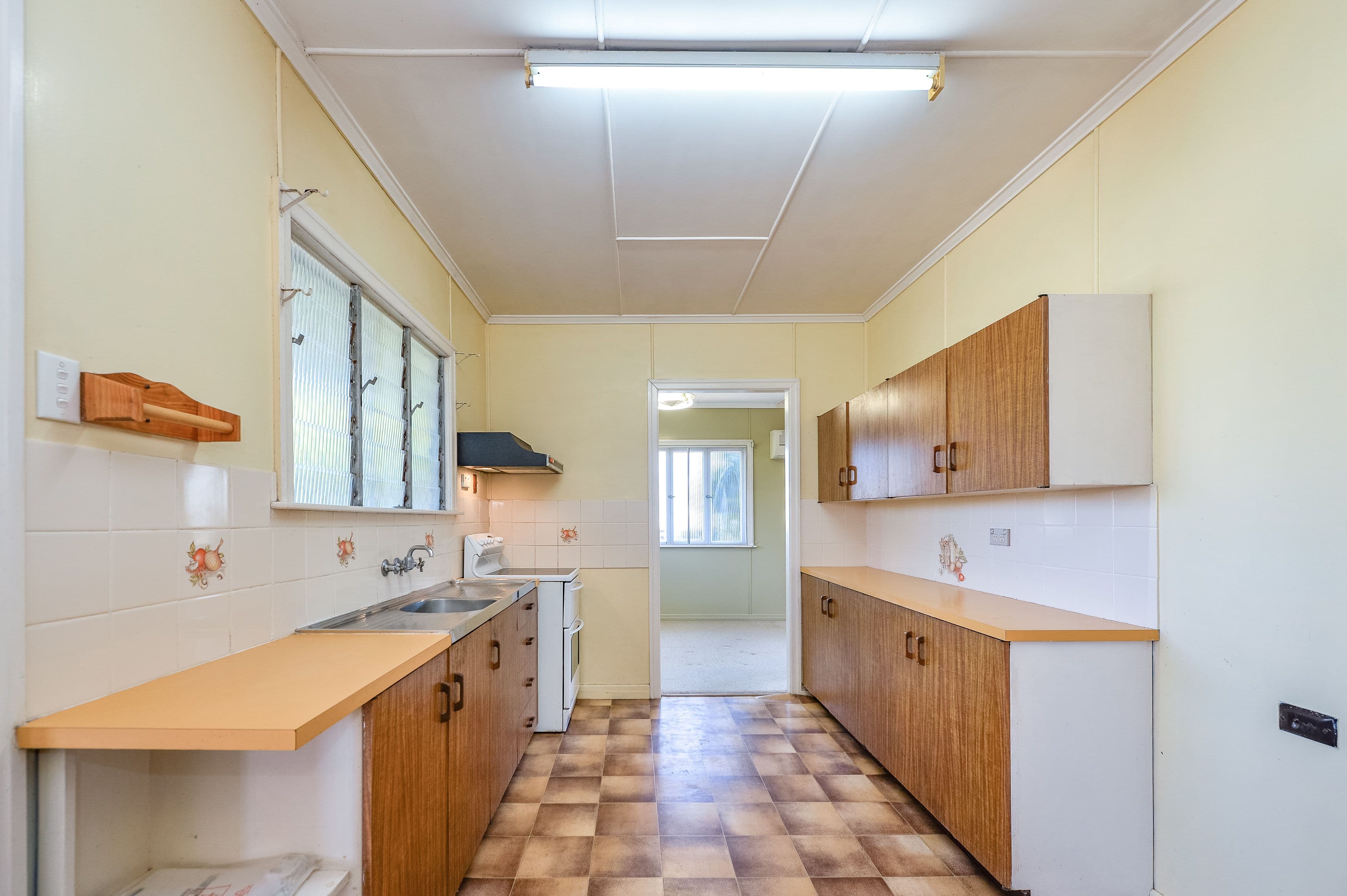 150 Bawden Street, Berserker QLD 4701, Berserker - Thumbnail 2