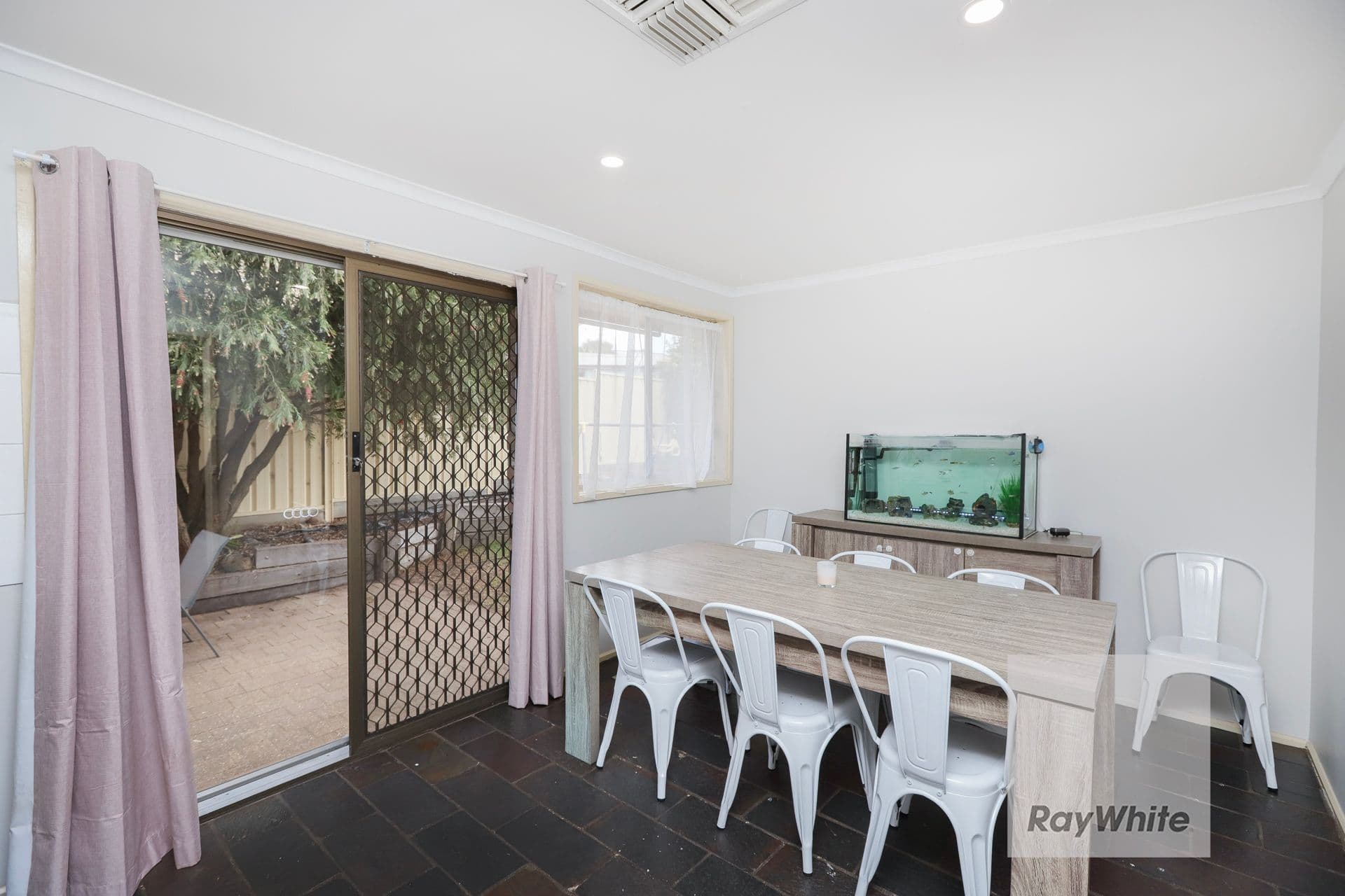 6 Kenton Place, Gladstone Park VIC 3043, Gladstone Park - Thumbnail 7