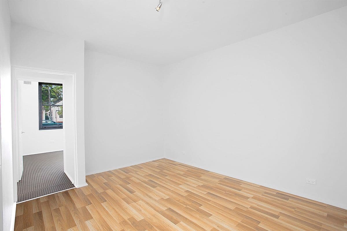 3-5 Frogmore Street, Mascot NSW 2020, Mascot - Thumbnail 2