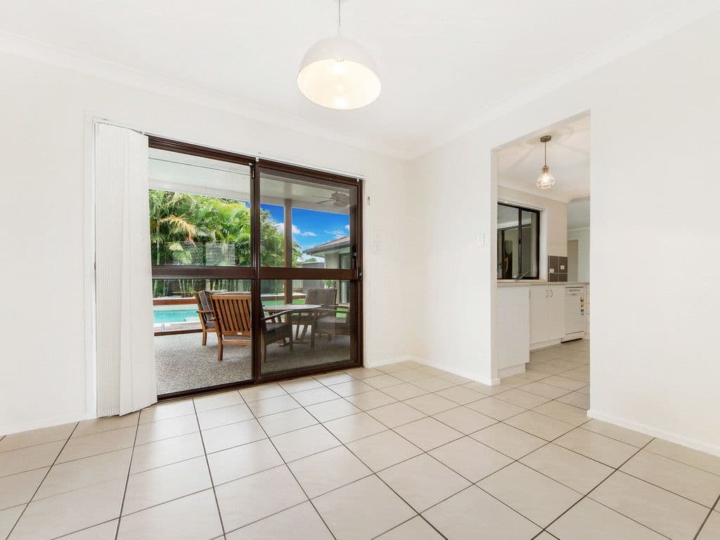 26 Treeview Drive, Burleigh Waters QLD 4220, Burleigh Waters - Thumbnail 6