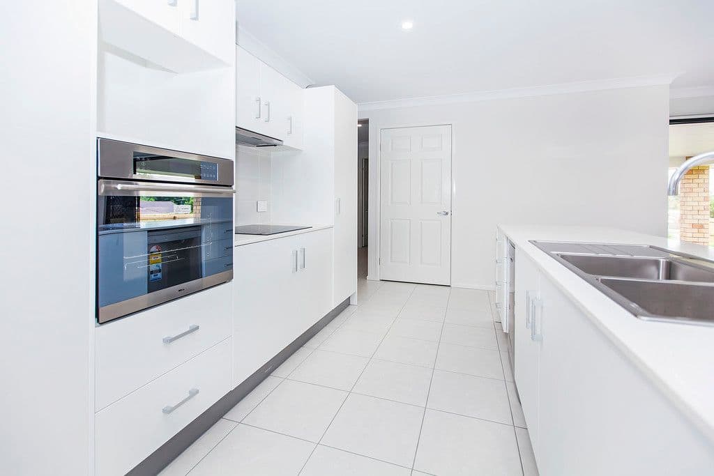 1 Rose Street, Yamanto QLD 4305, Yamanto - Thumbnail 3