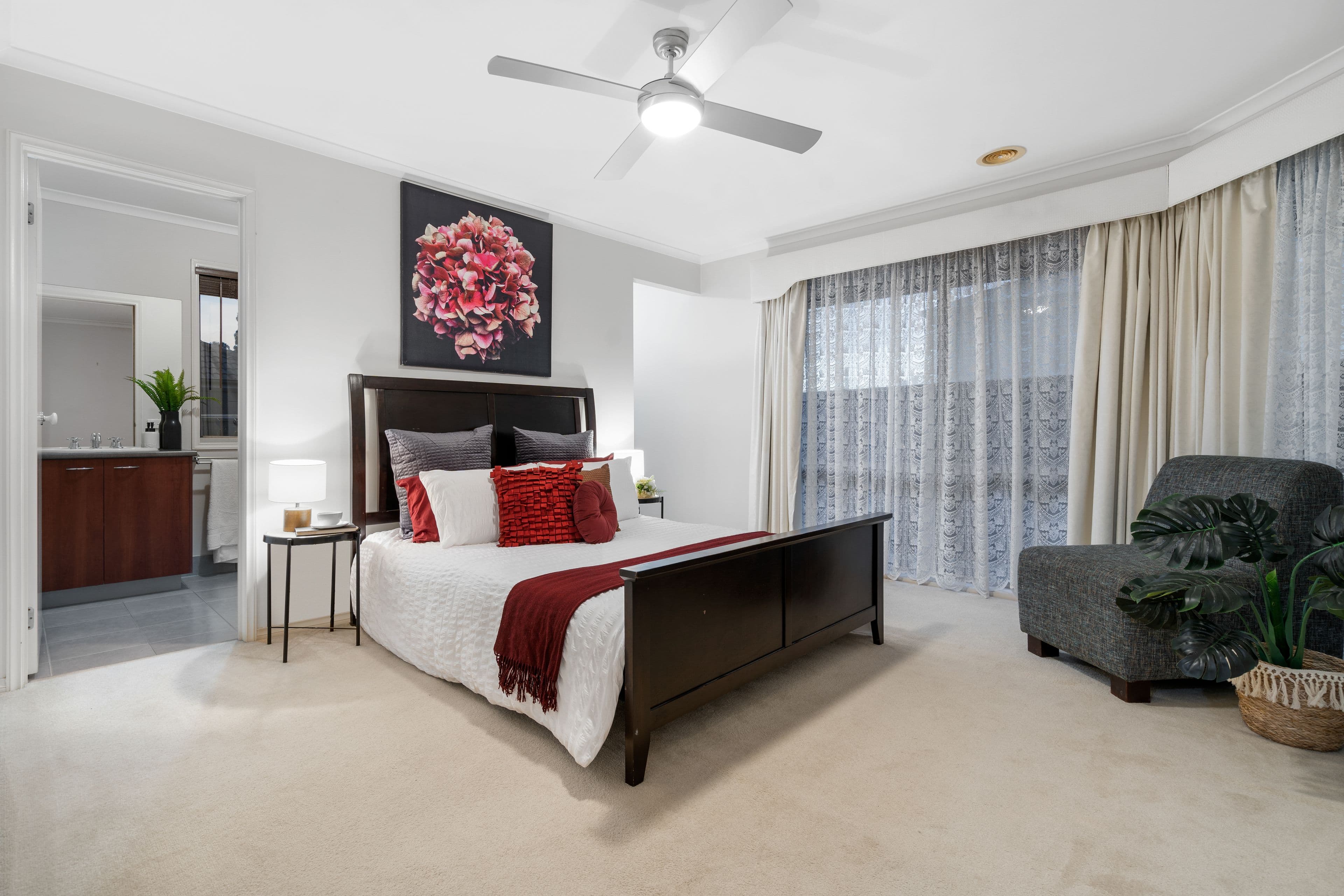 20 Scarvell Crescent, Caroline Springs VIC 3023, Caroline Springs - Thumbnail 7
