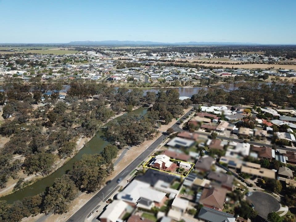23 Wotonga Drive, Horsham VIC 3400, Horsham - Thumbnail 2
