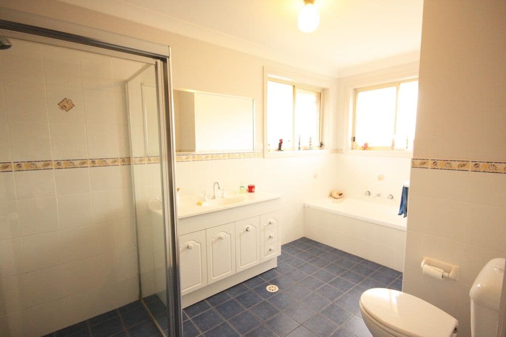 6 Ashlar Place, WEST HOXTON NSW 2171, West Hoxton - Thumbnail 6