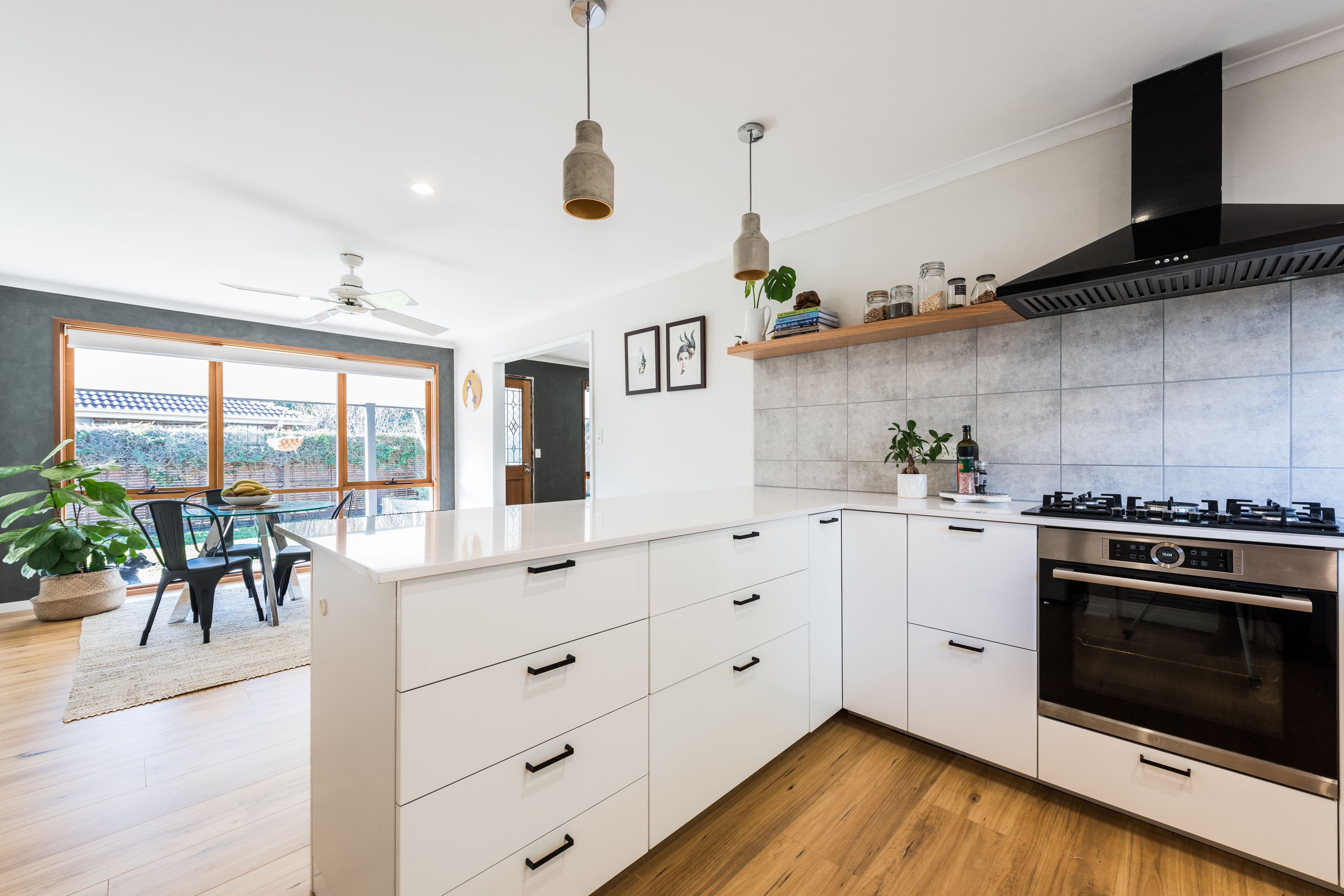 22 Robinia Street, Frankston VIC 3199, Frankston - Thumbnail 2