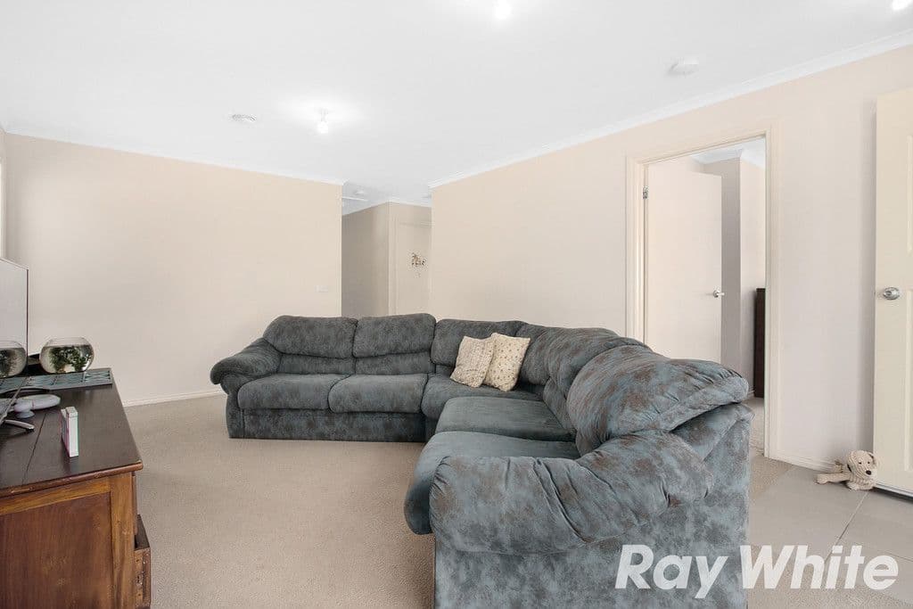 108 Ahern Road, Pakenham VIC 3810, Pakenham - Thumbnail 3